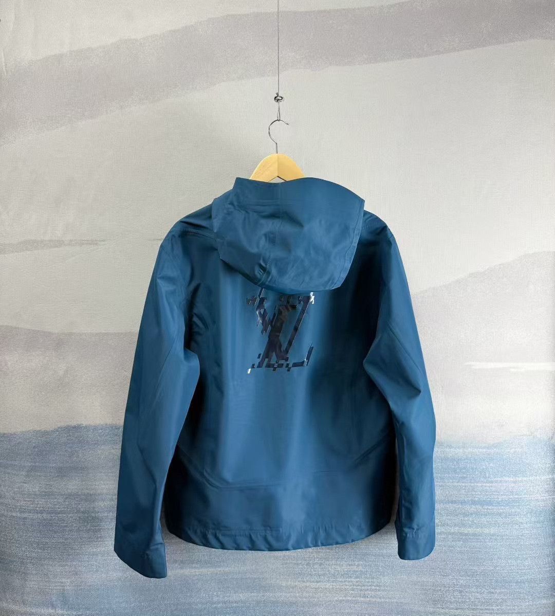 Louis Vuitton Louis Vuitton LV Printed Logo Blue Windbreaker Size US M / EU 48-50 / 2 - 3 Thumbnail