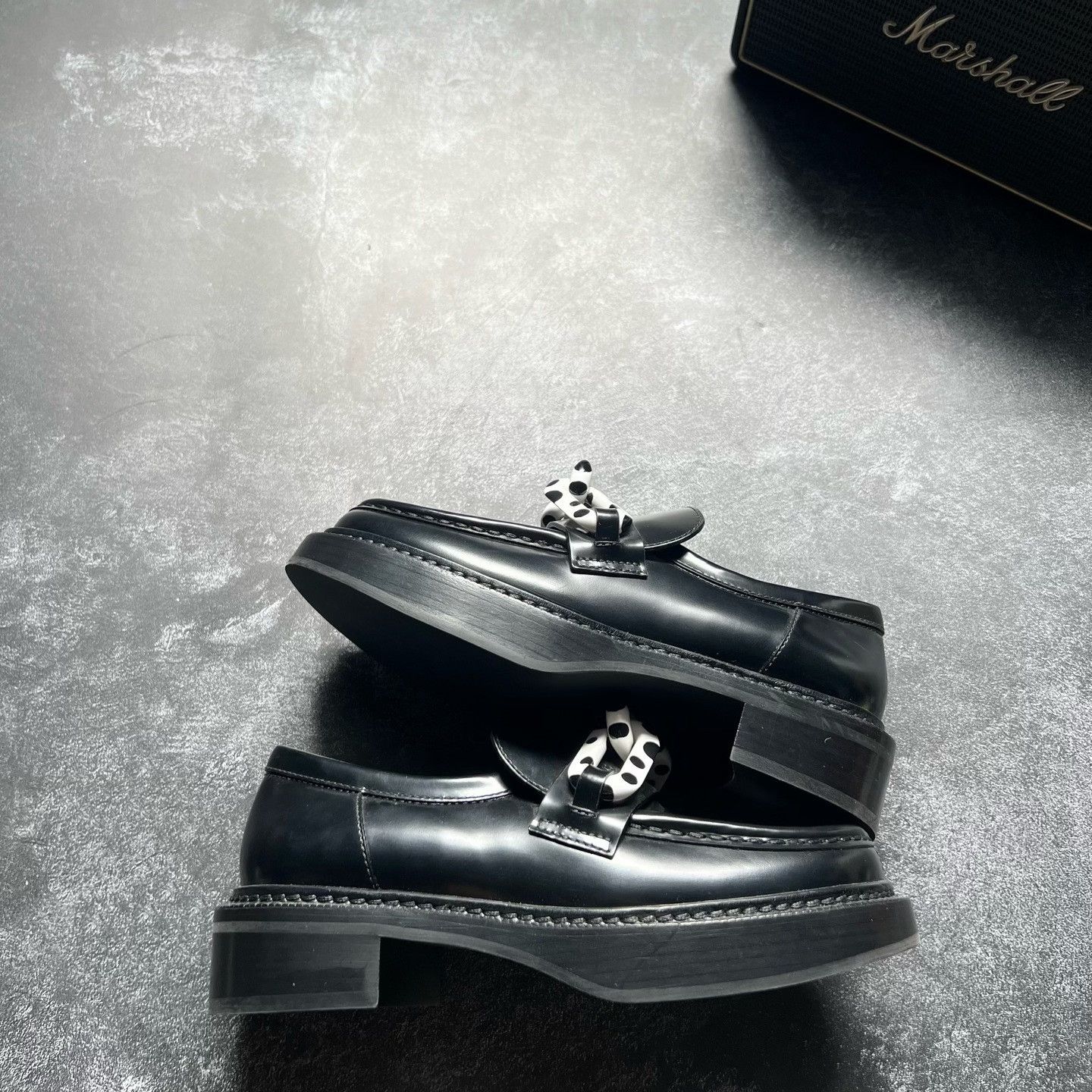 Yayoi Kusama Louis Vuitton Yayoi Kusama Chain Loafers Size US 4 / IT 34 - 2 Thumbnail