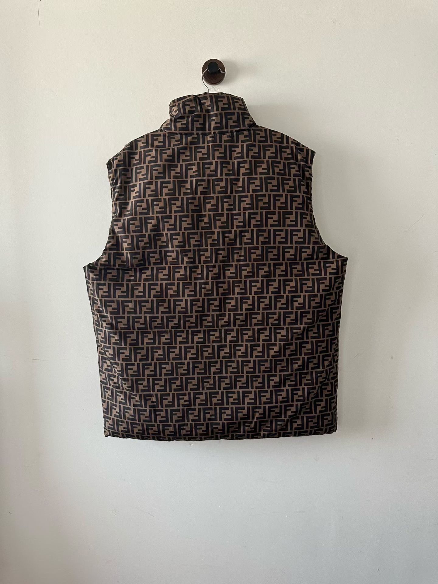 Fendi Fendi Reversible All-over Print Down Vest Size US L / EU 52-54 / 3 - 2 Thumbnail