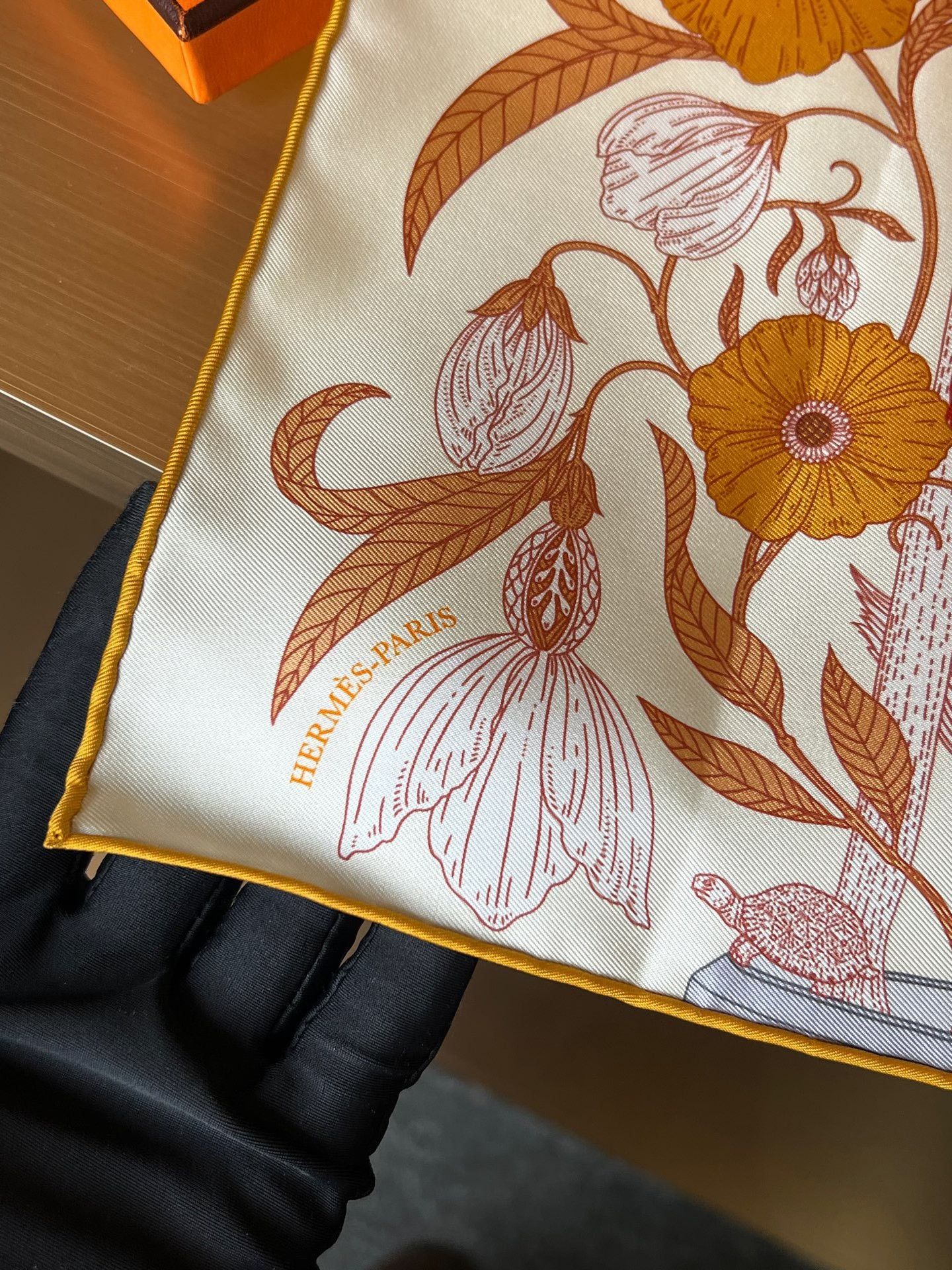 Hermes Hermes Square Silk Scarf Size ONE SIZE - 4 Thumbnail