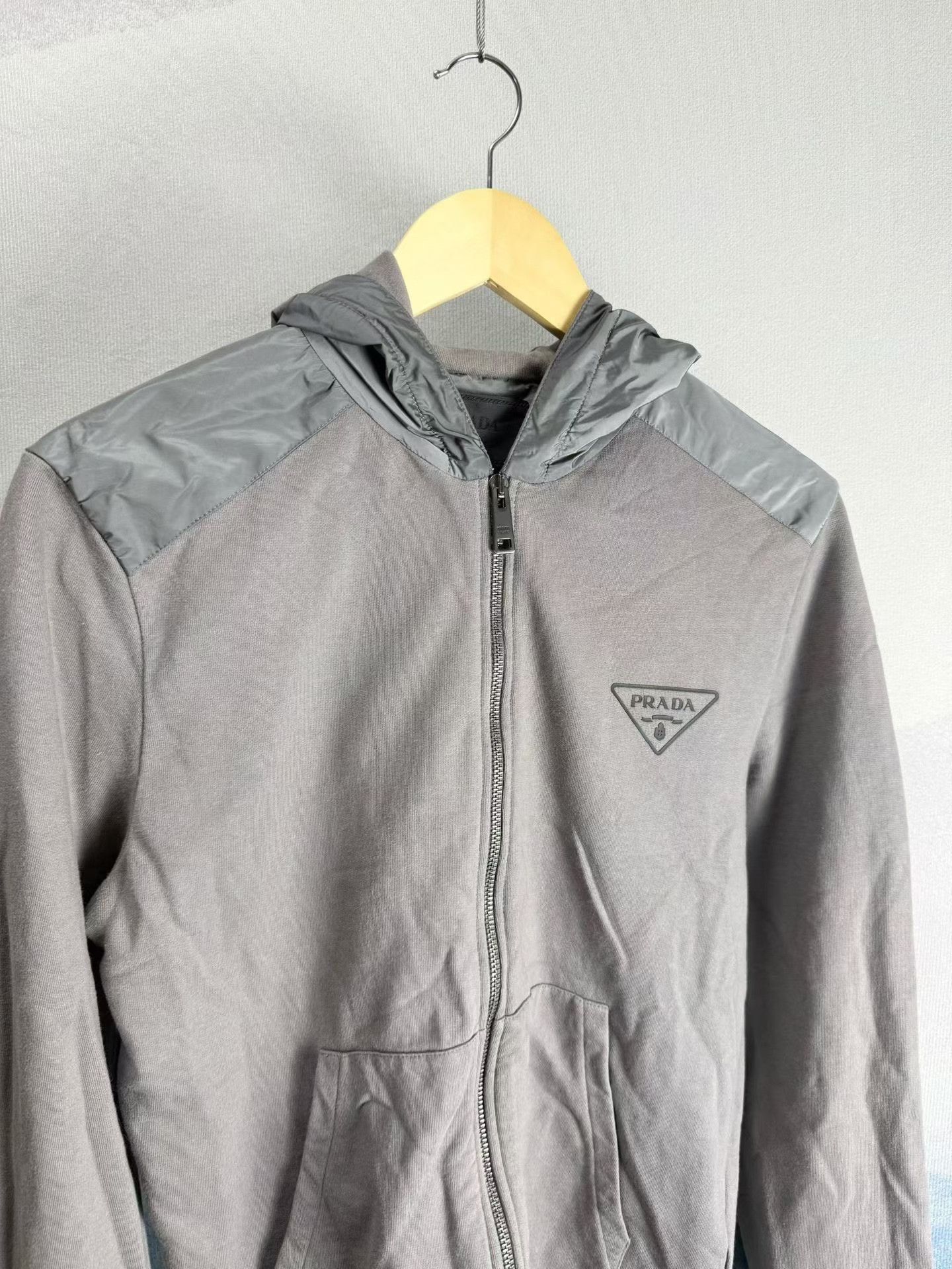 Prada Prada Gray Triangle Logo Cotton Hooded Jacket Size US S / EU 44-46 / 1 - 3 Thumbnail