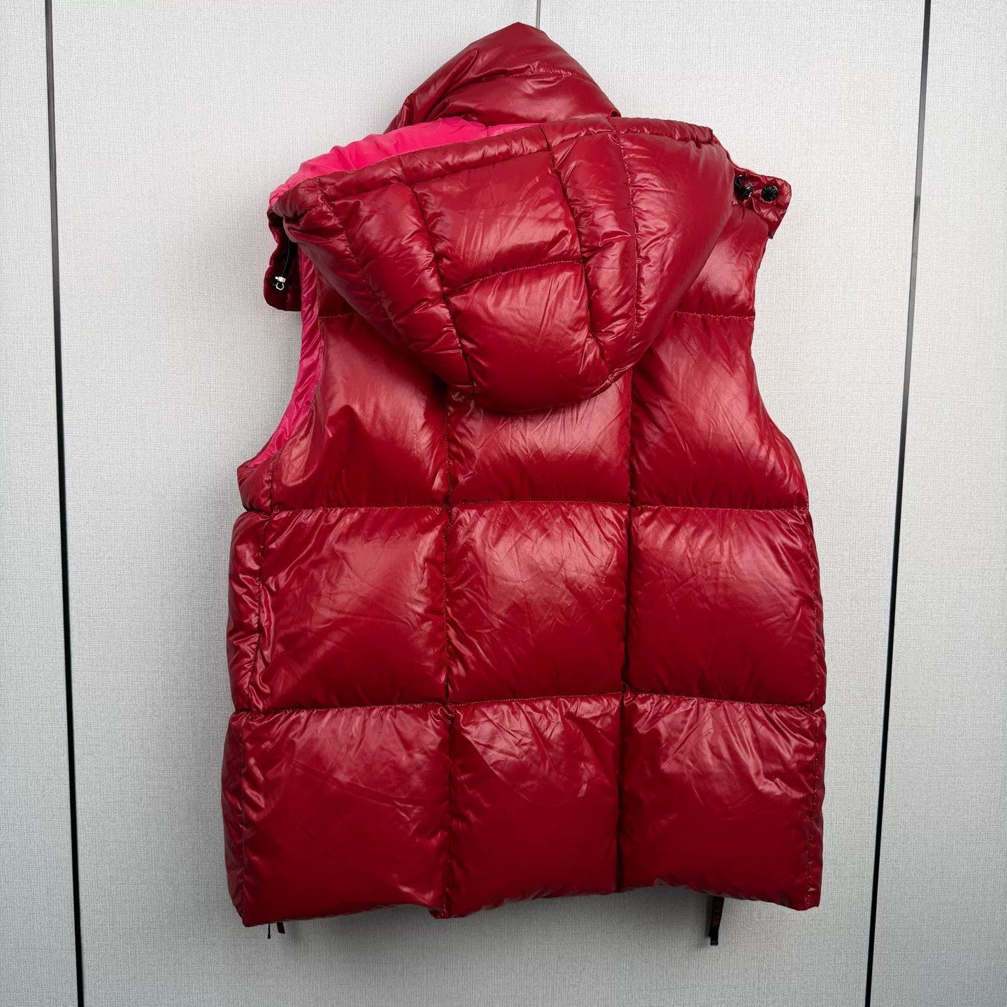 Moncler Moncler Red Hooded Down Vest Size L / US 10 / IT 46 - 2 Thumbnail