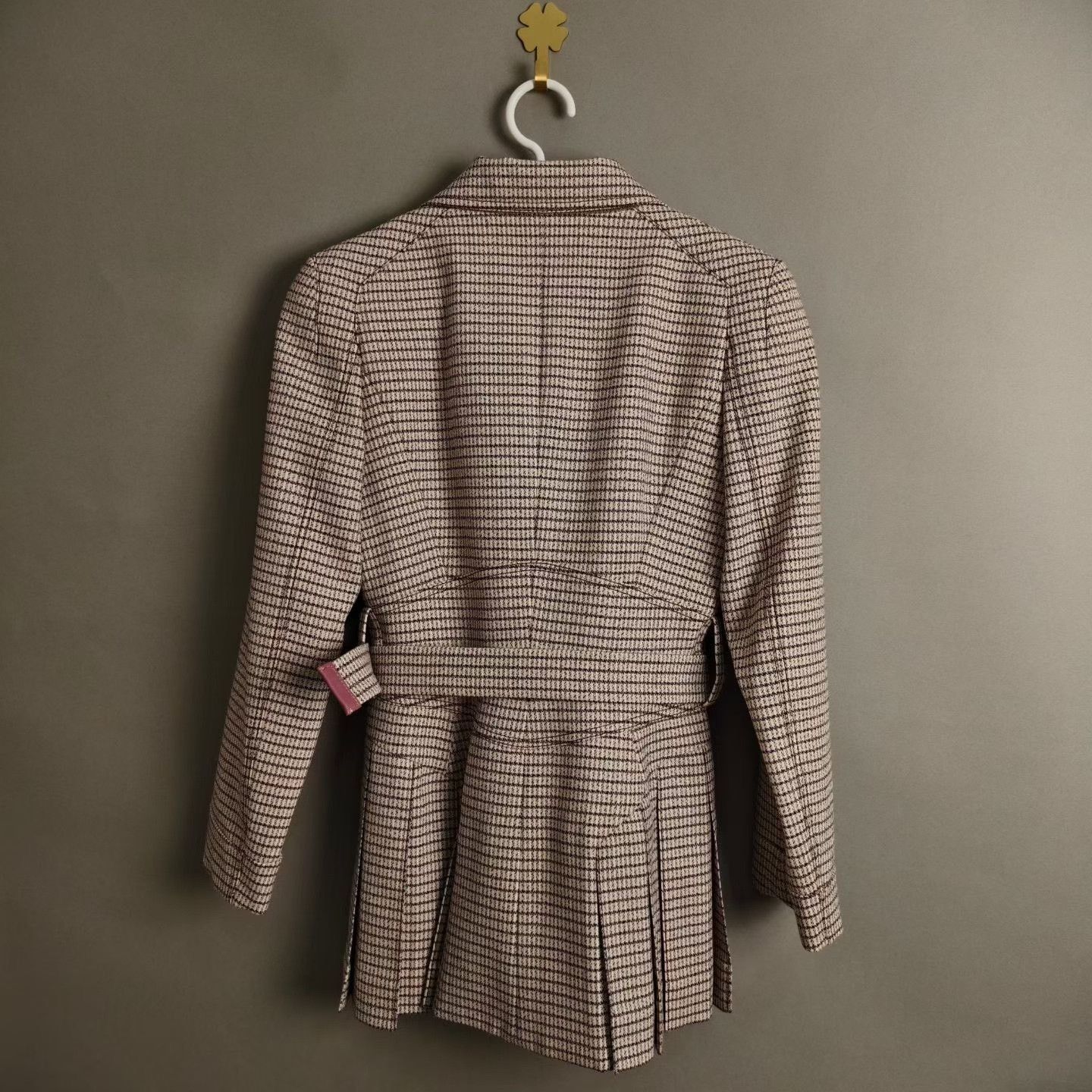 Fendi Fendi Pink Houndstooth Waist-Cinched Blazer Size XS / US 0-2 / IT 36-38 - 2 Thumbnail