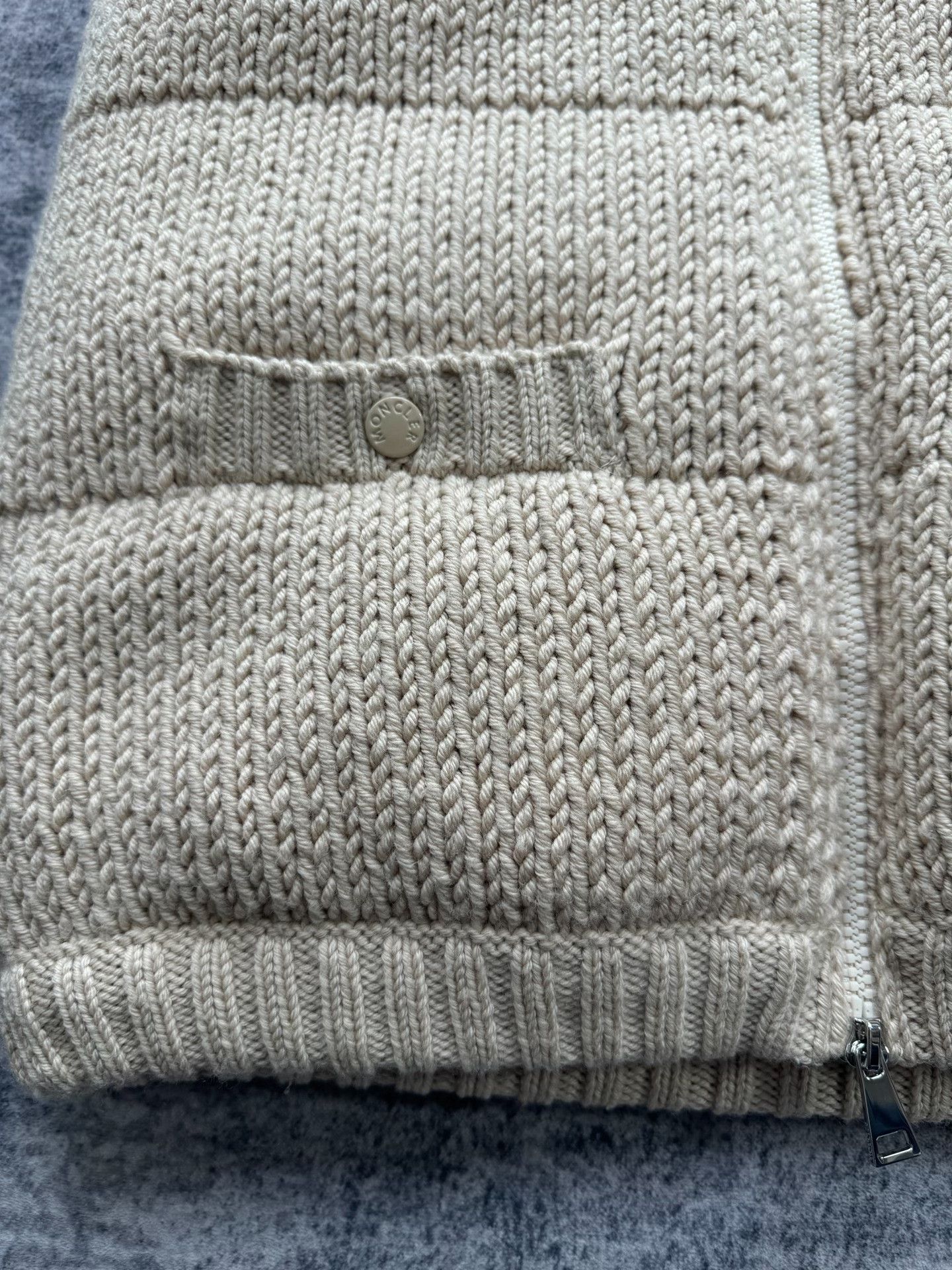 Moncler Moncler Beige Knitted Wool Spliced Down Vest Size US S / EU 44-46 / 1 - 5 Thumbnail