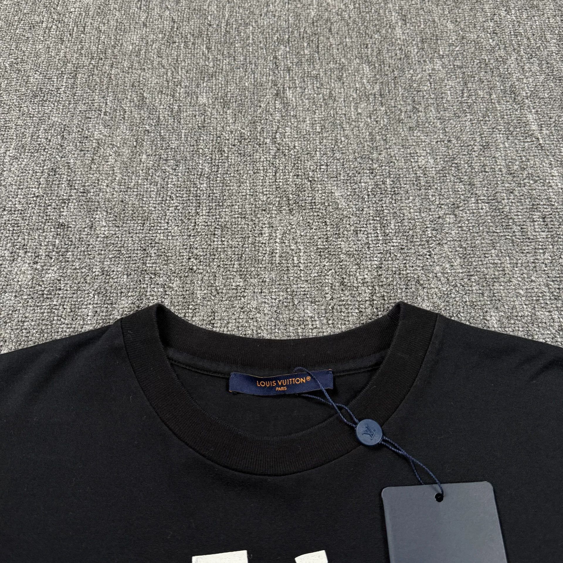 Louis Vuitton Louis Vuitton Concert Graphic T-Shirt Size S Size US S / EU 44-46 / 1 - 3 Thumbnail