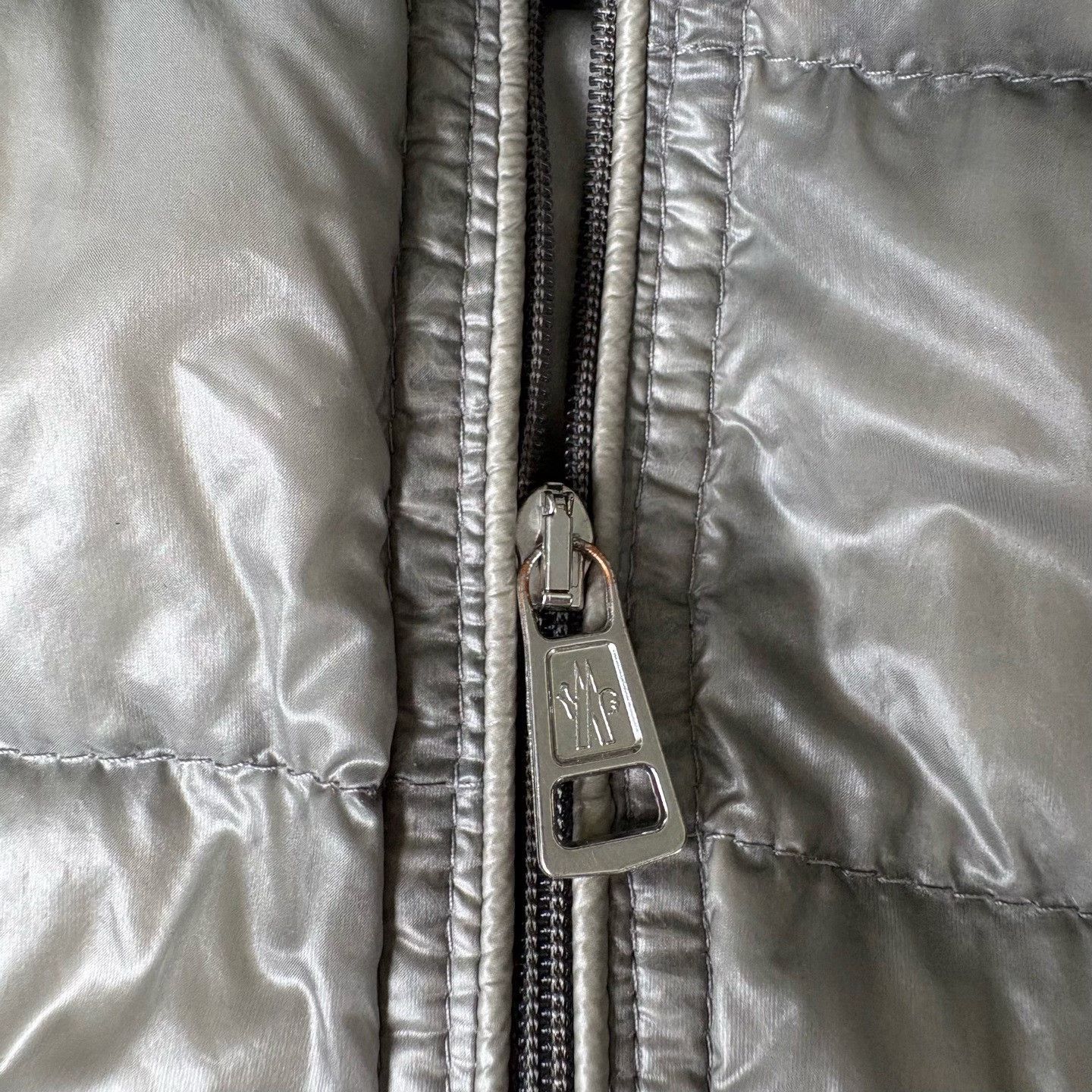 Moncler Moncler Down Green Vest s Men Size US S / EU 44-46 / 1 - 5 Thumbnail