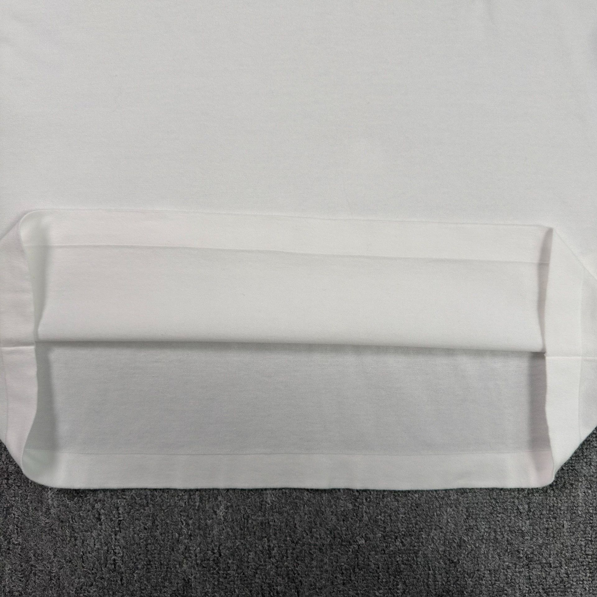 Louis Vuitton Louis Vuitton Logo Cuff T-Shirt Size M Size US M / EU 48-50 / 2 - 5 Thumbnail