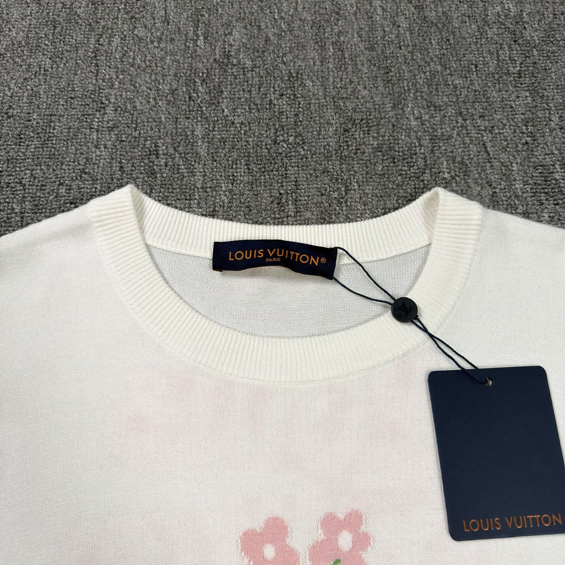 Louis Vuitton Louis Vuitton x Tyler Flower Knit T-Shirt S Size US S / EU 44-46 / 1 - 3 Thumbnail