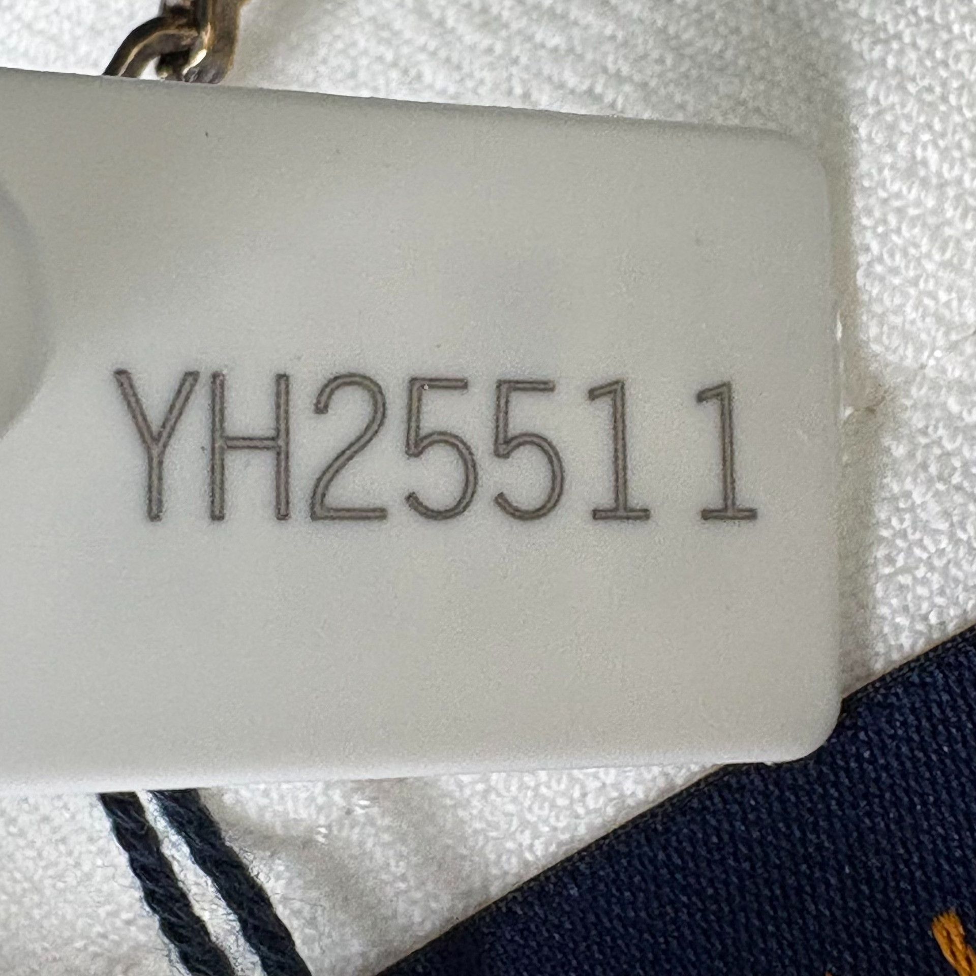 Louis Vuitton Louis Vuitton White Shirt s Men Size US S / EU 44-46 / 1 - 8 Thumbnail
