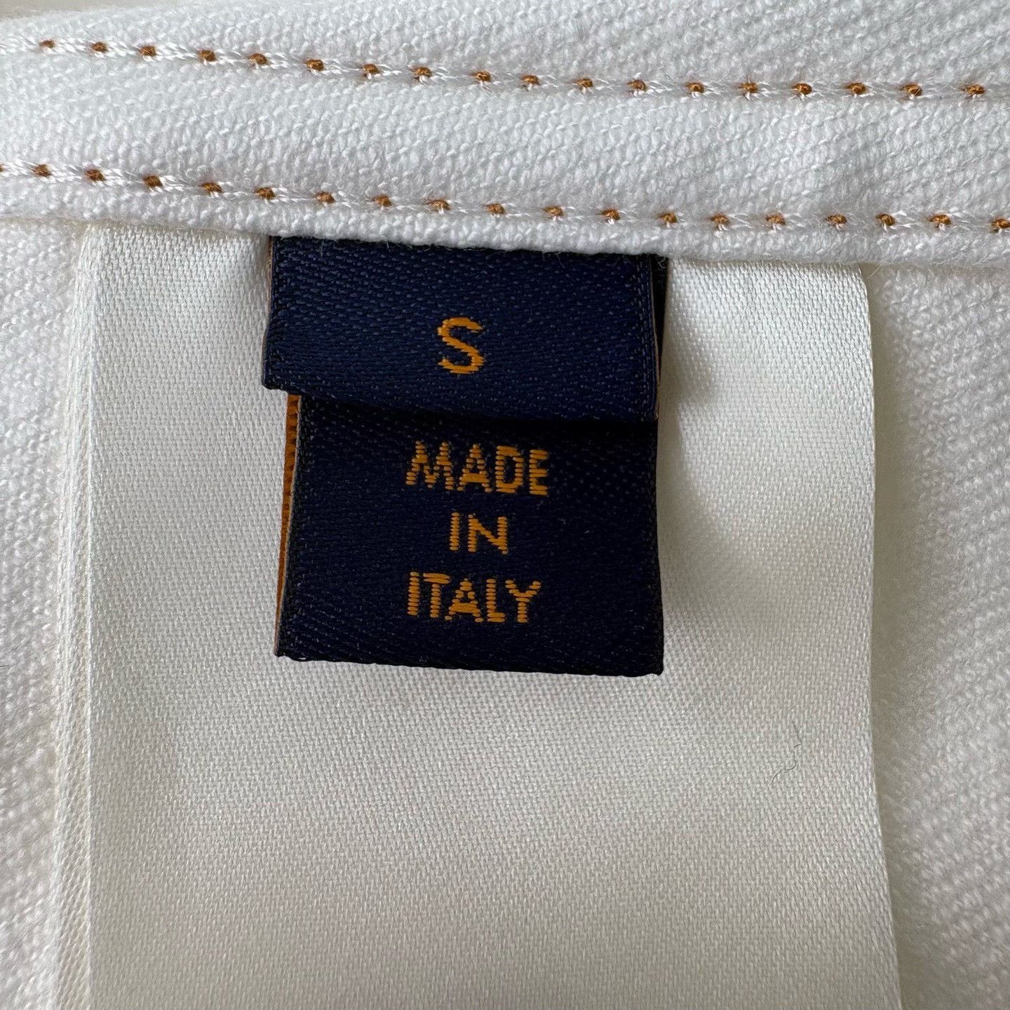 Louis Vuitton Louis Vuitton White Shirt s Men Size US S / EU 44-46 / 1 - 5 Thumbnail