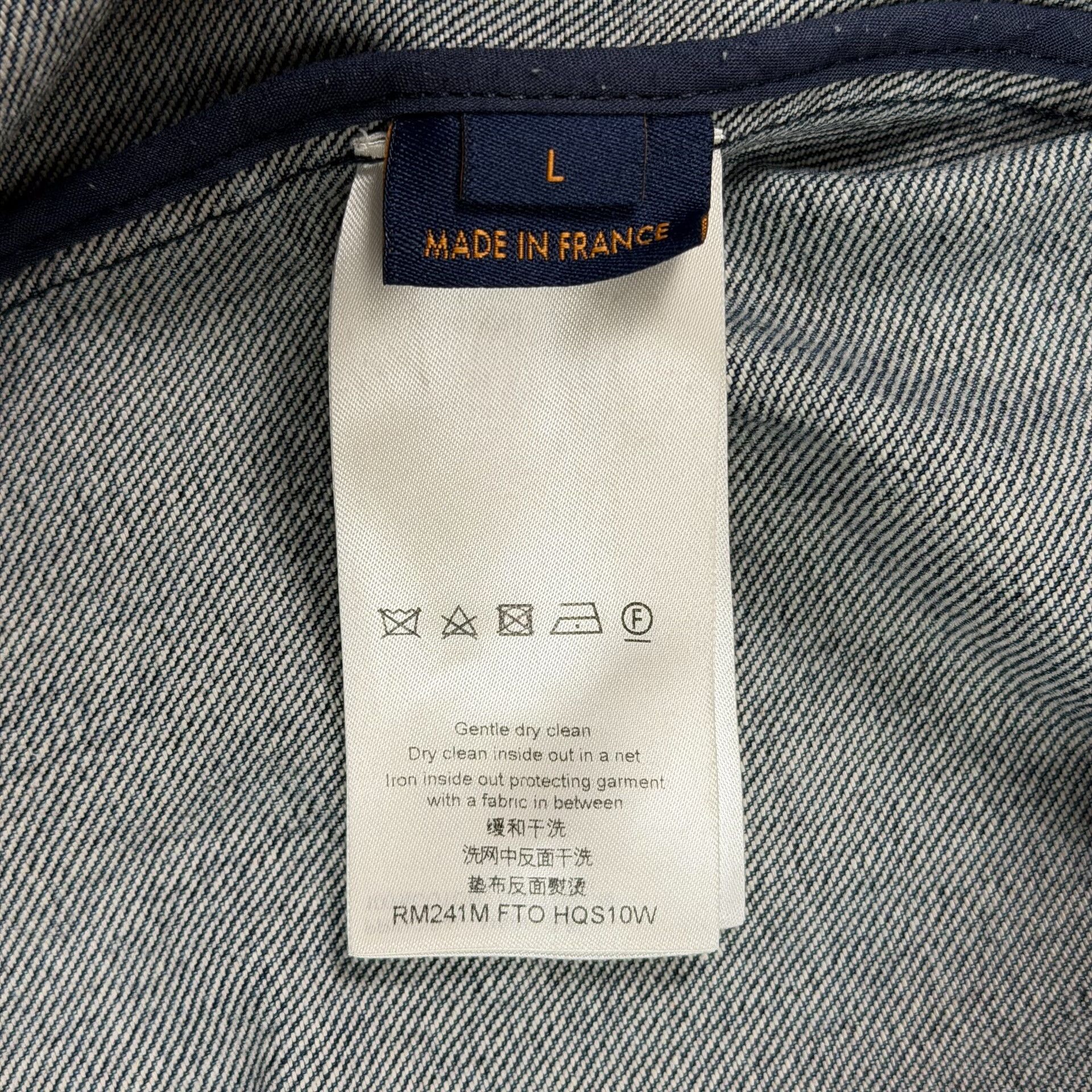 Louis Vuitton Louis Vuitton Monogram Denim Shirt Size L Size US L / EU 52-54 / 3 - 5 Thumbnail