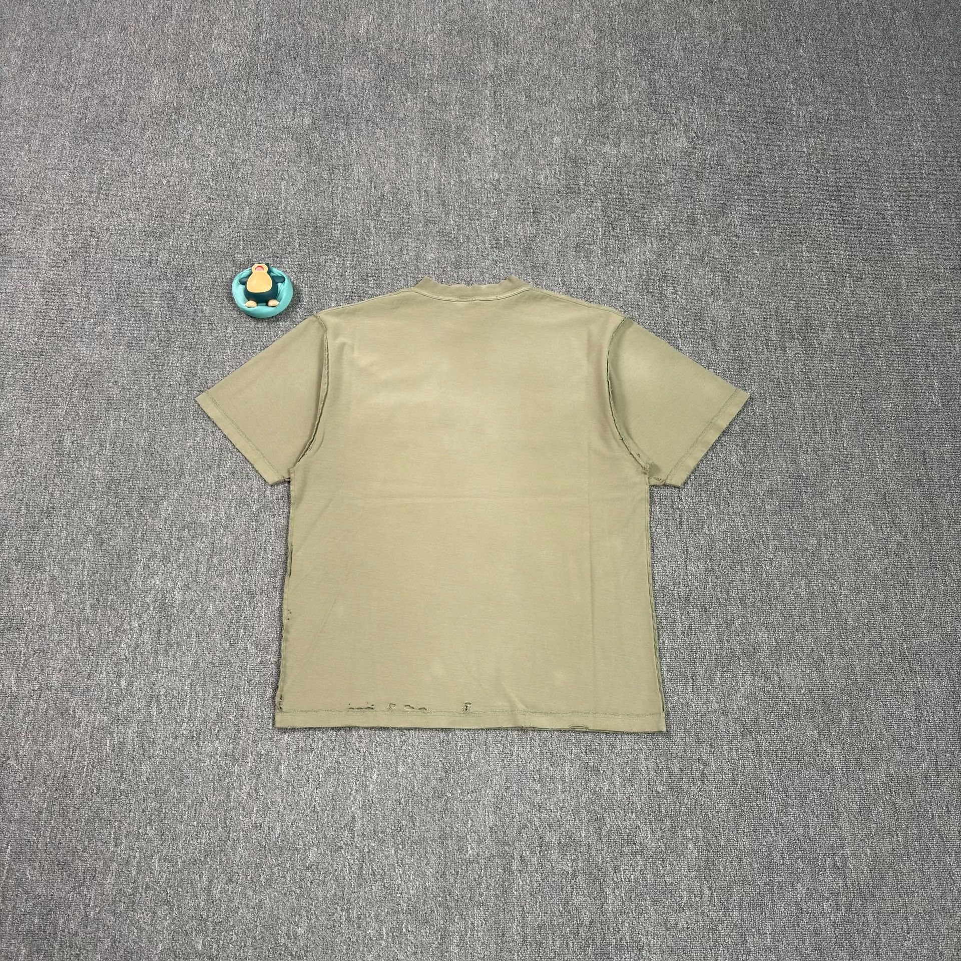 Balenciaga Balenciaga Embroidered Logo Distressed T-Shirt XXS Size US XXS / EU 40 - 2 Thumbnail