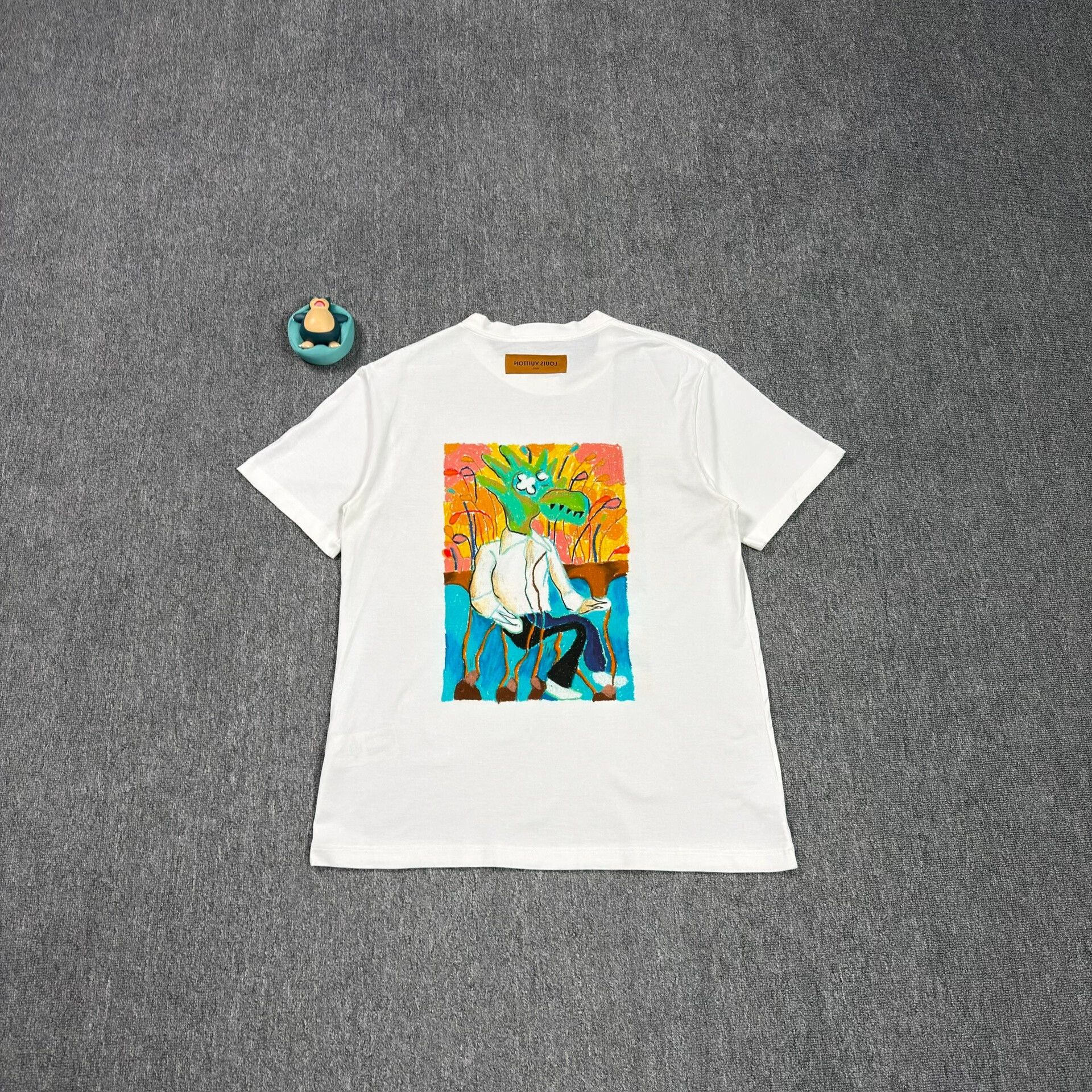 Louis Vuitton Louis Vuitton Birdman Graphic T-Shirt XL Size US XL / EU 56 / 4 - 2 Thumbnail