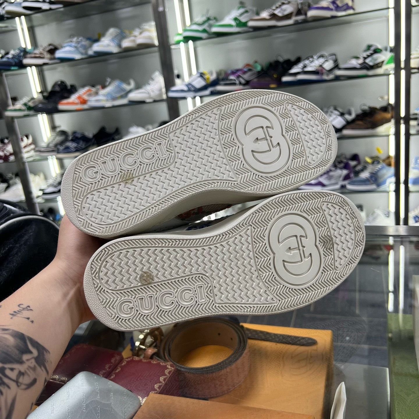 Gucci Gucci Lowtop Sneakers it_36-5 Women Size US 6.5 / IT 36.5 - 6 Thumbnail