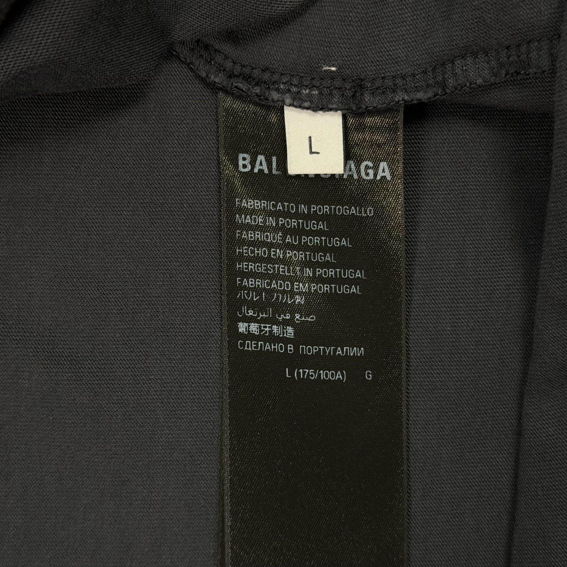 Balenciaga Balenciaga Tape Logo Distressed T-Shirt Size L Size US L / EU 52-54 / 3 - 6 Thumbnail