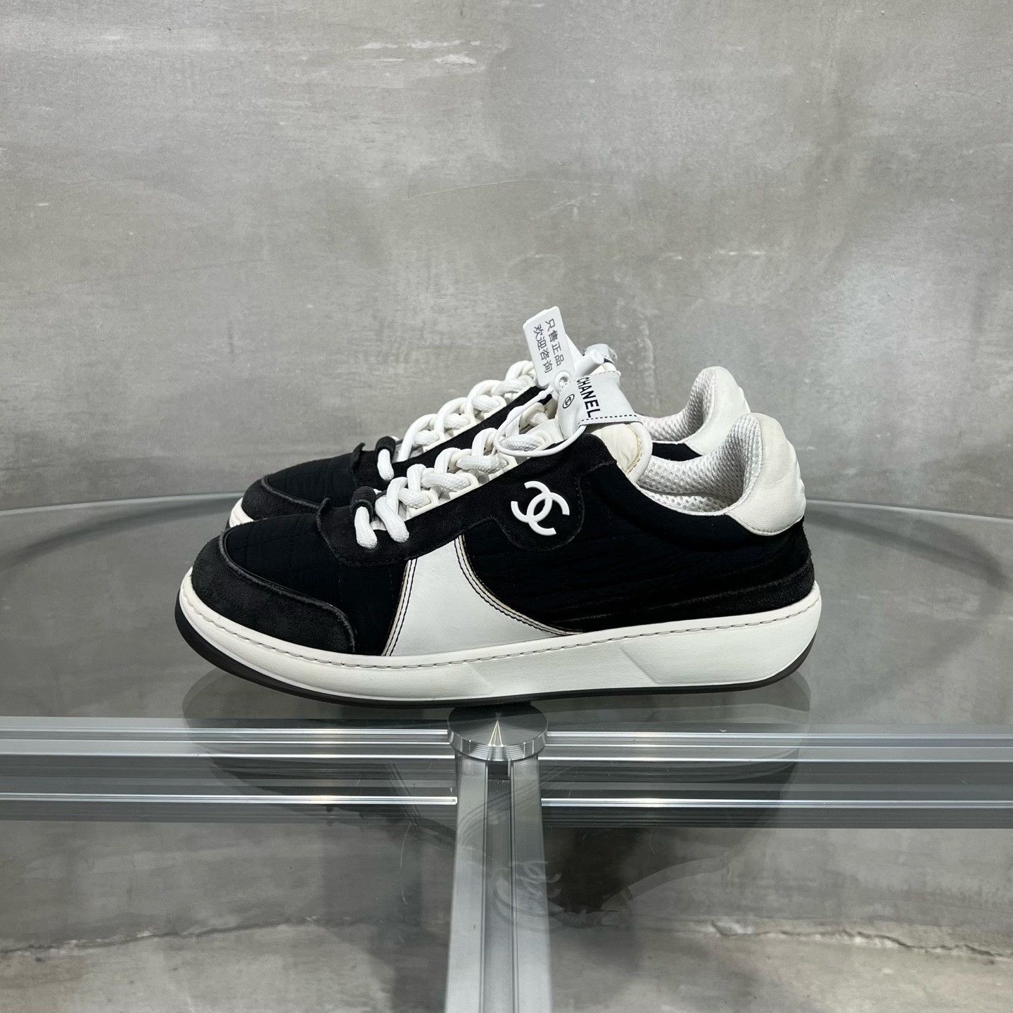 Chanel Chanel Leather Black Lowtop Sneakers it_38 Women Size US 8 / IT 38 - 3 Thumbnail