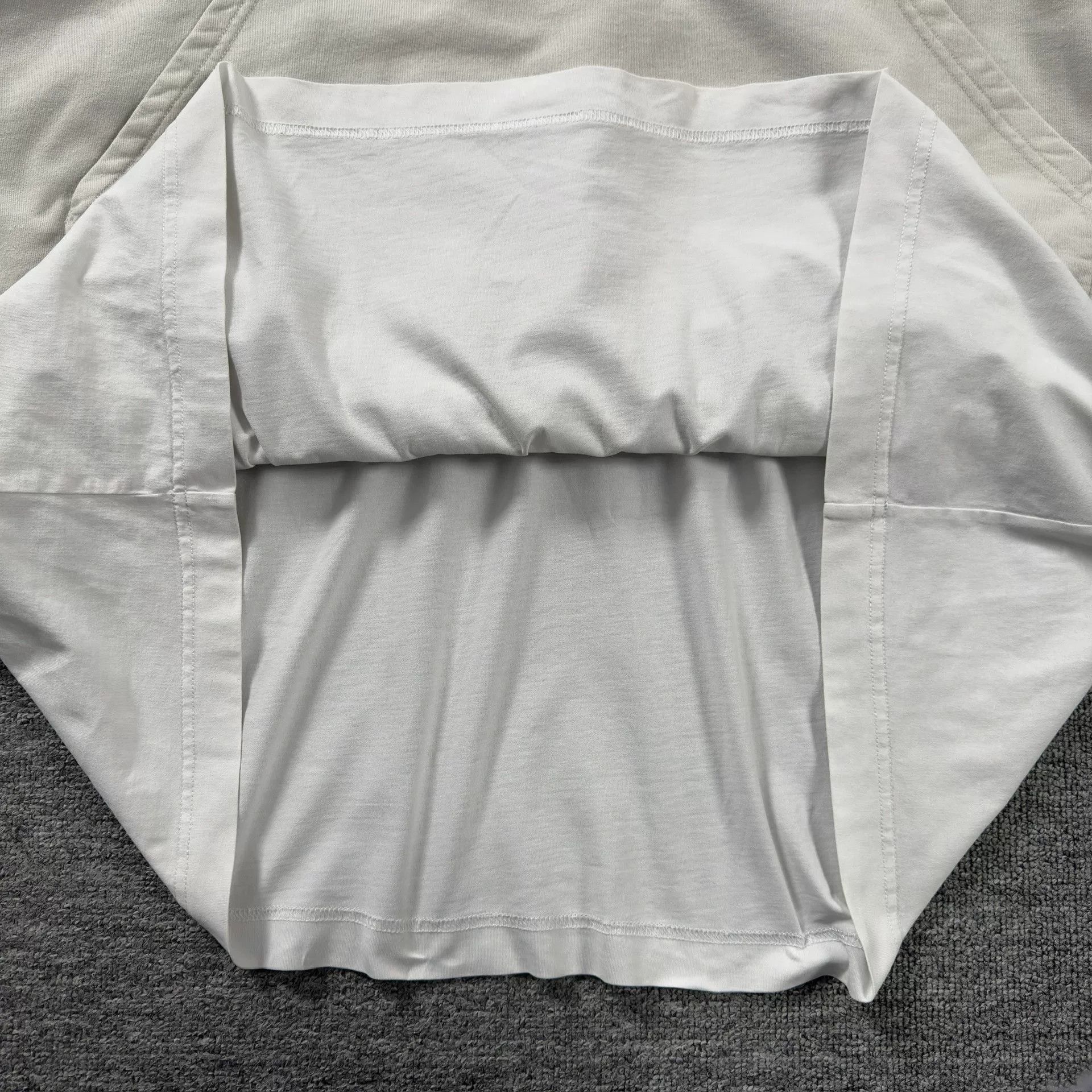 Balenciaga Balenciaga 3XL Layered Logo Hoodie Beige Size 2 Size US M / EU 48-50 / 2 - 3 Thumbnail