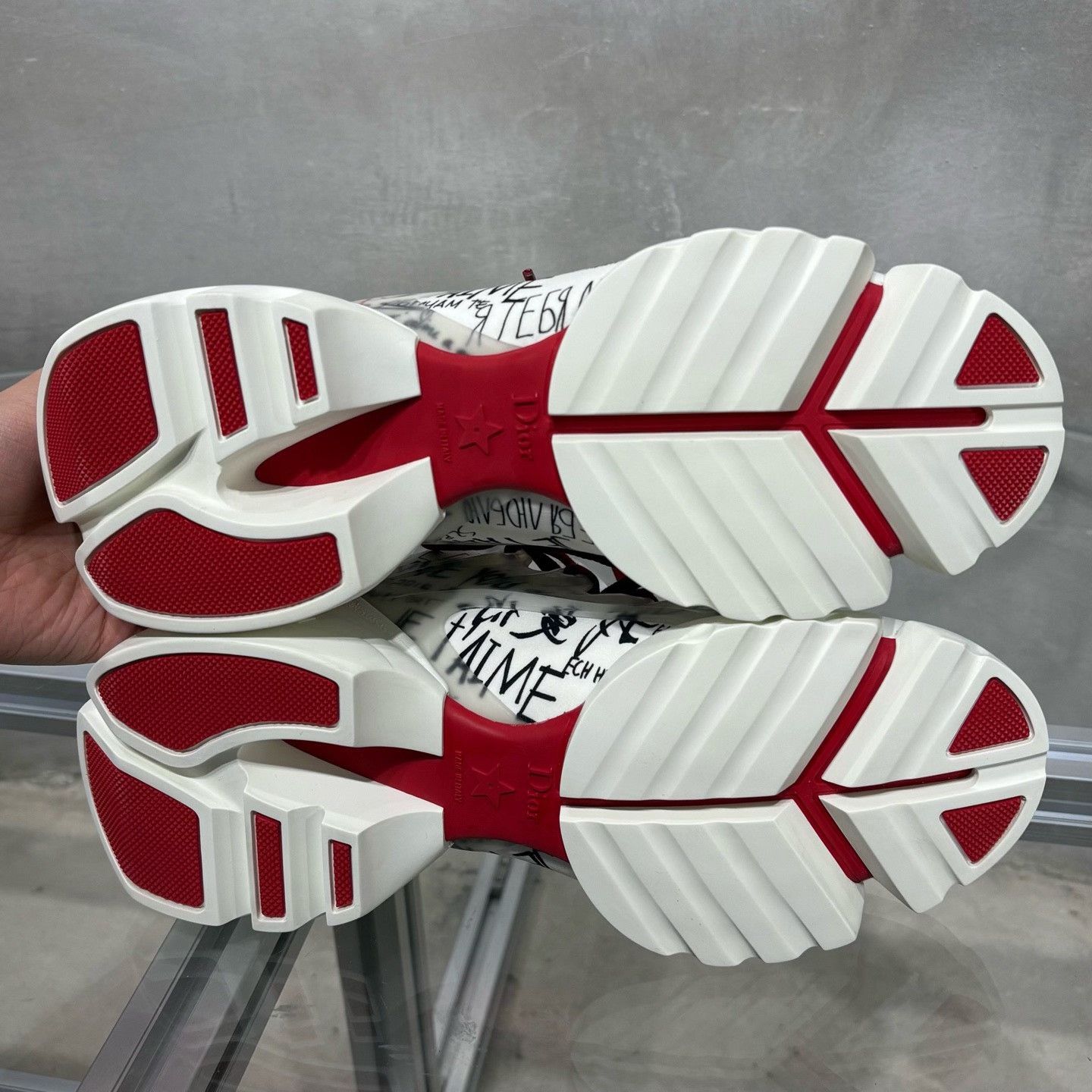 Dior Dior Limited Red Lowtop Sneakers it_37 Women Size US 7 / IT 37 - 7 Thumbnail