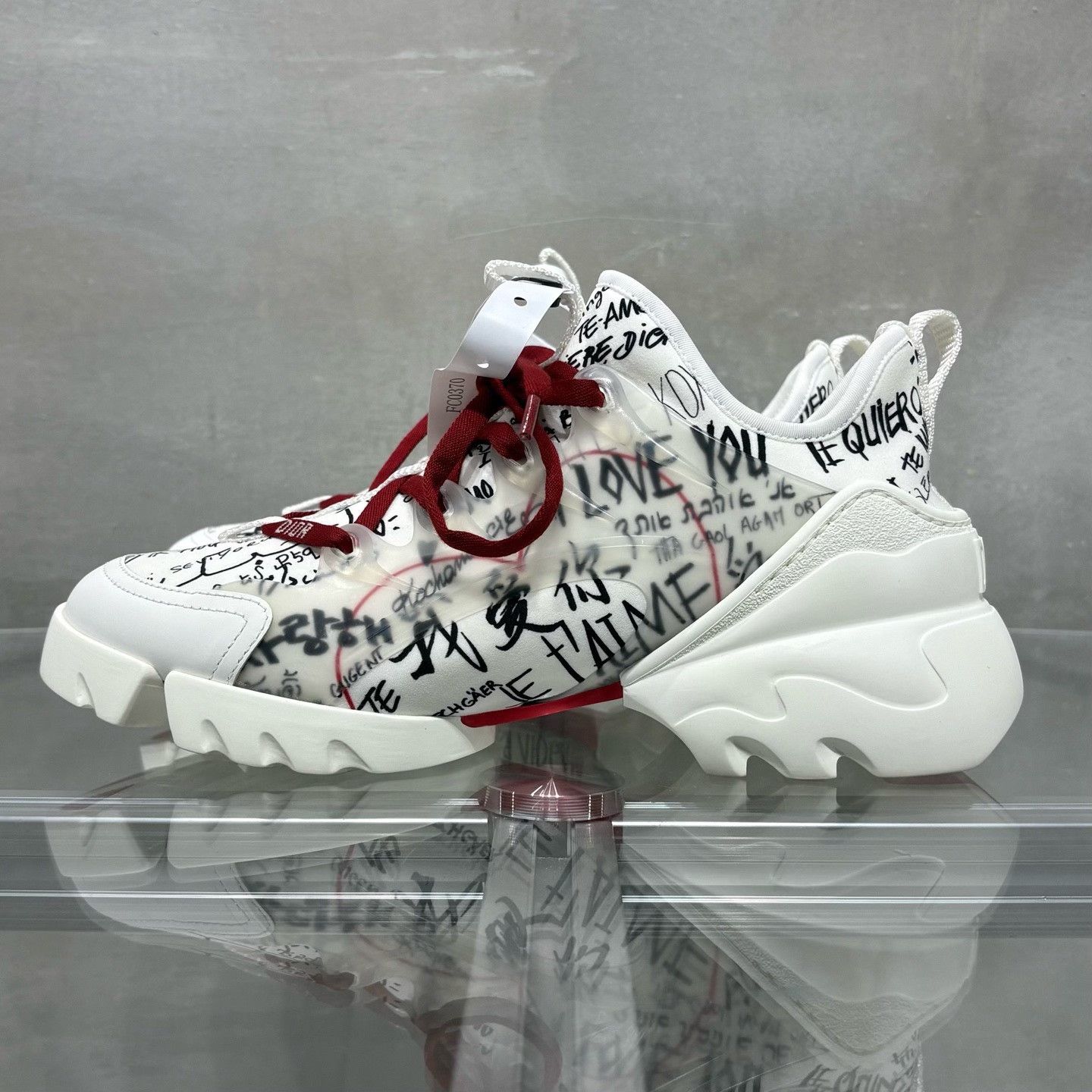 Dior Dior Limited Red Lowtop Sneakers it_37 Women Size US 7 / IT 37 - 3 Thumbnail