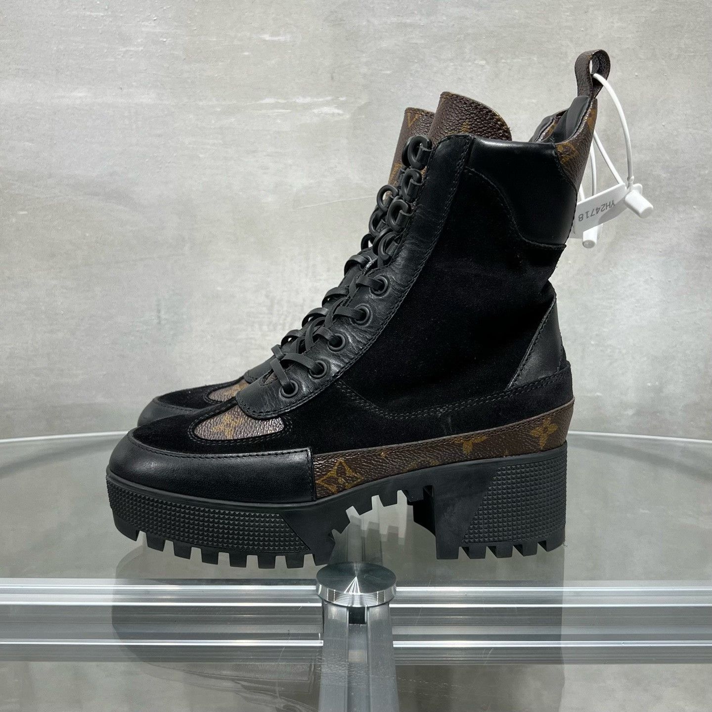 Louis Vuitton Louis Vuitton Boots it_34-5 Women Size US 4.5 / IT 34.5 - 3 Thumbnail