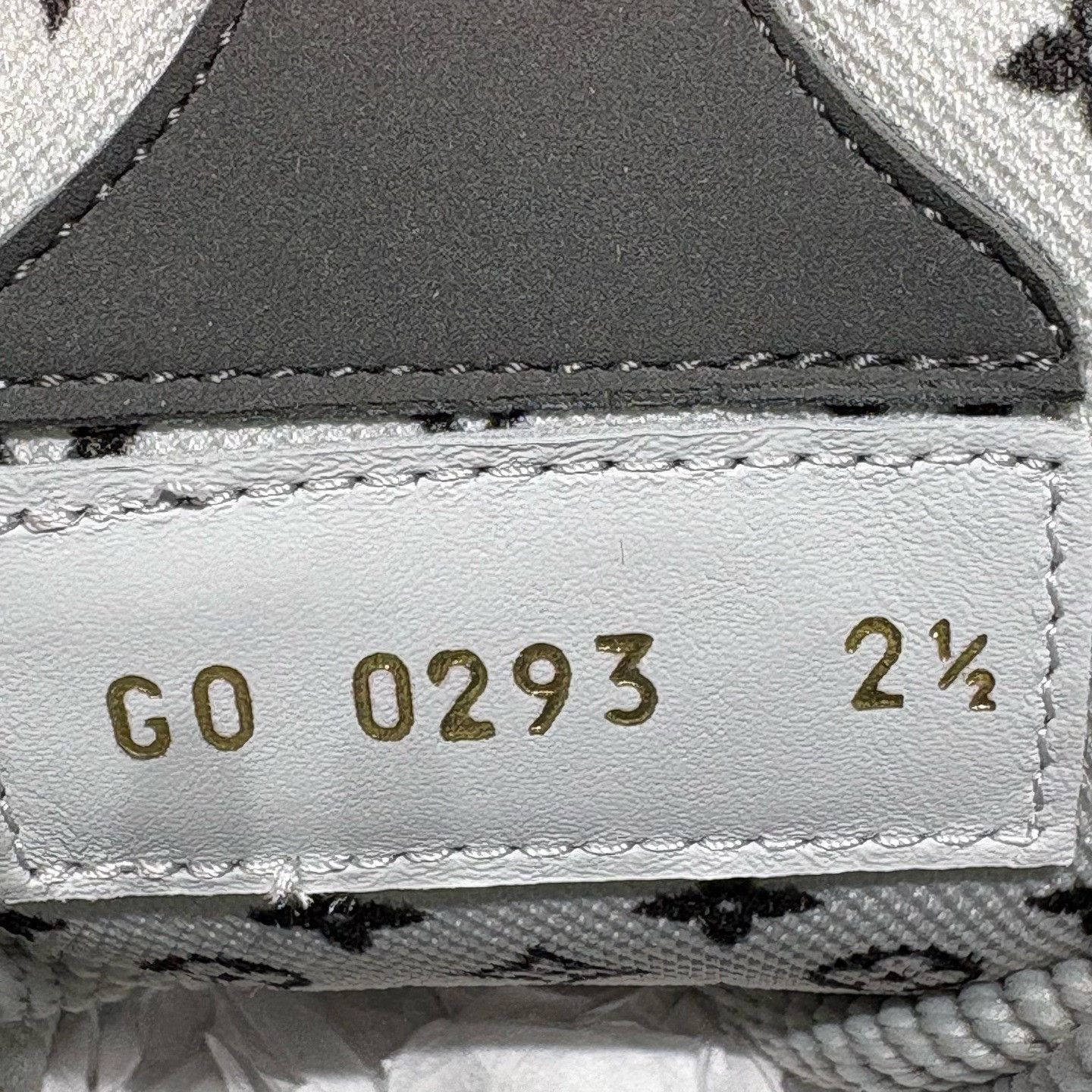 Louis Vuitton Louis Vuitton Skate Gray Lowtop Sneakers it_36-5 Women Size US 6.5 / IT 36.5 - 8 Thumbnail