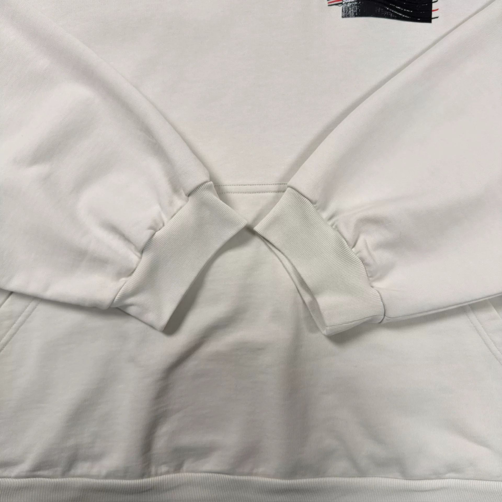 Balenciaga Balenciaga White Gaffer Tape Logo Hoodie Size 3 Size US L / EU 52-54 / 3 - 3 Thumbnail