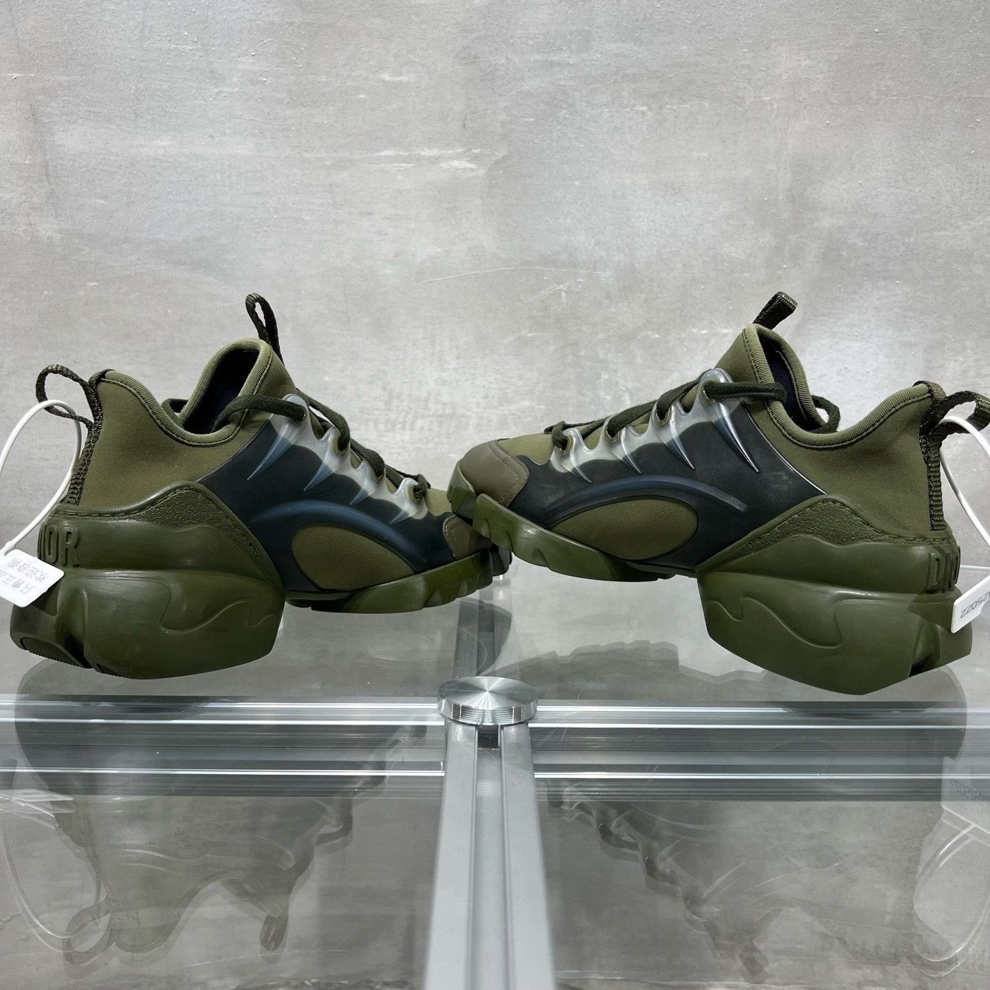 Dior Dior Green Lowtop Sneakers it_36-5 Women Size US 6.5 / IT 36.5 - 5 Thumbnail