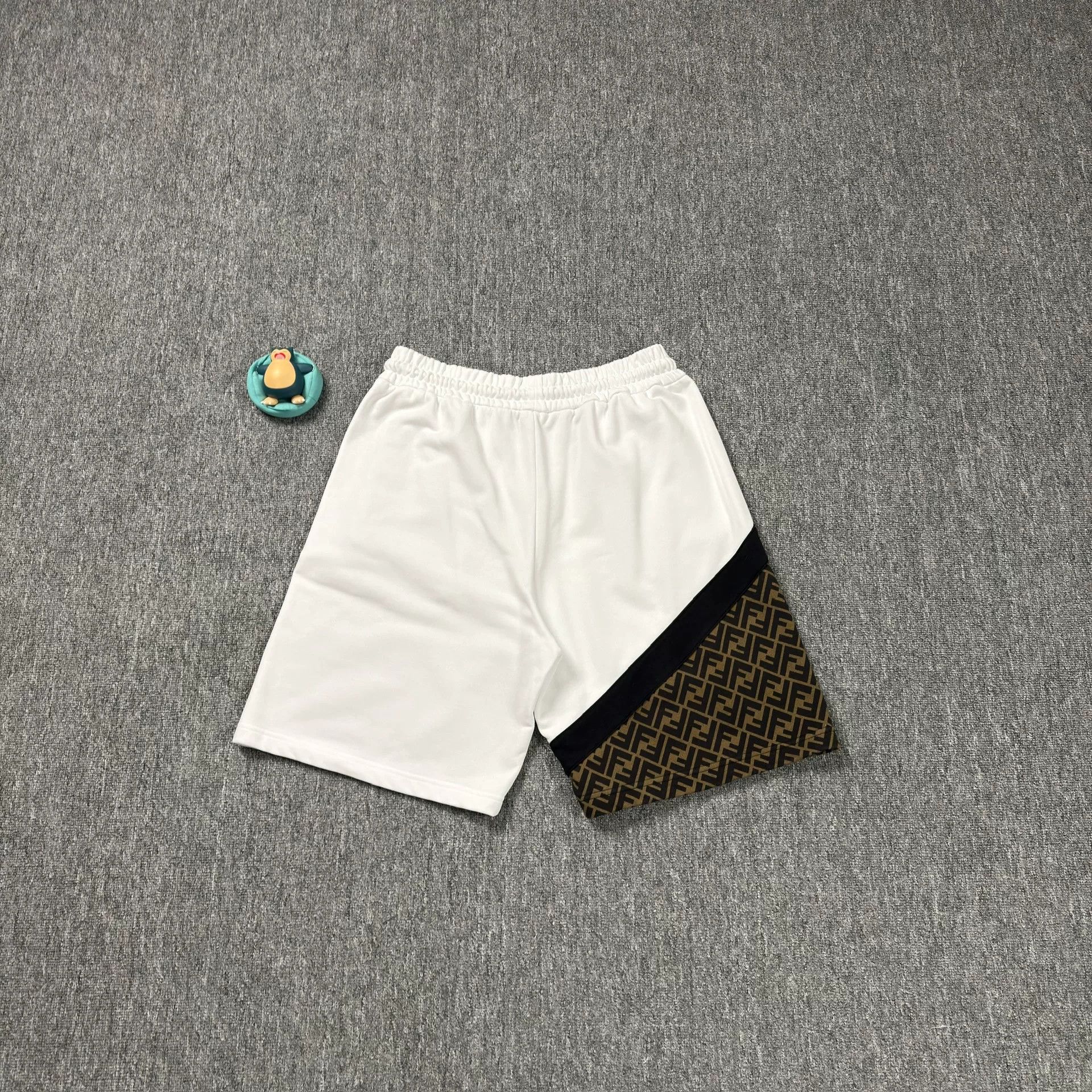 Fendi Fendi FF Monogram Patch Bermuda Shorts US 34 Size US 34 / EU 50 - 6 Thumbnail