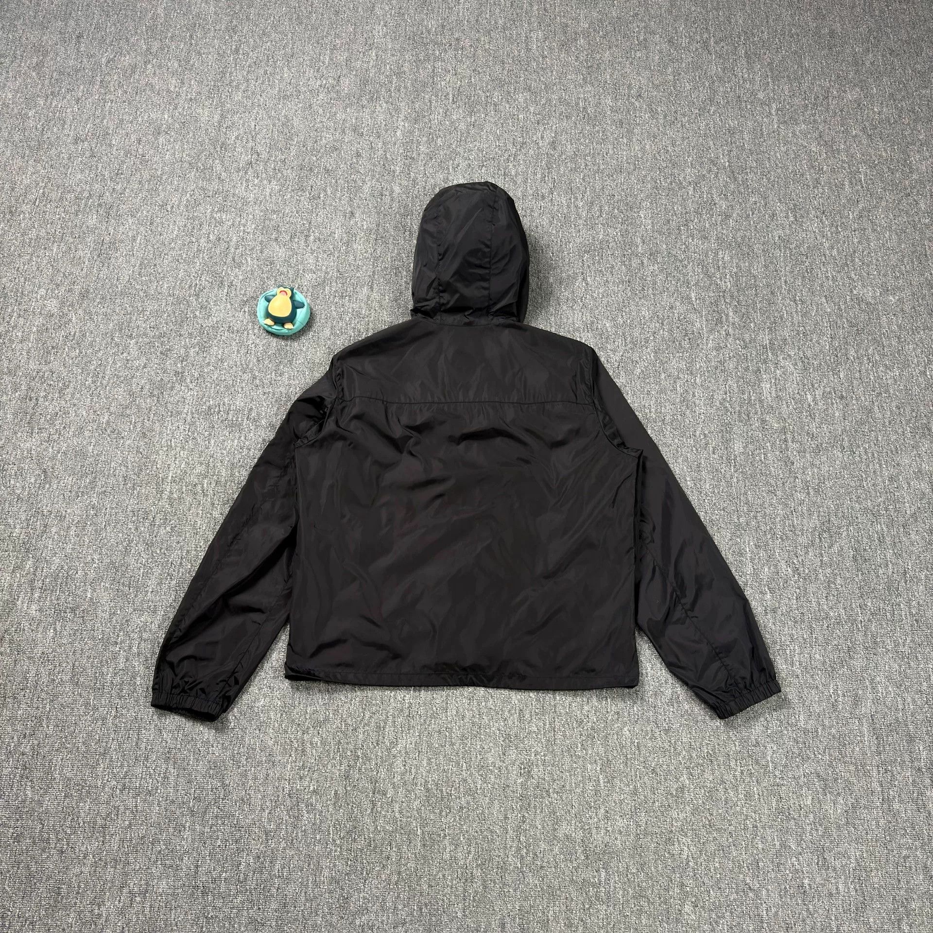 Prada Prada Triangle Logo Hooded Windbreaker Jacket Size 52 Size US L / EU 52-54 / 3 - 7 Thumbnail