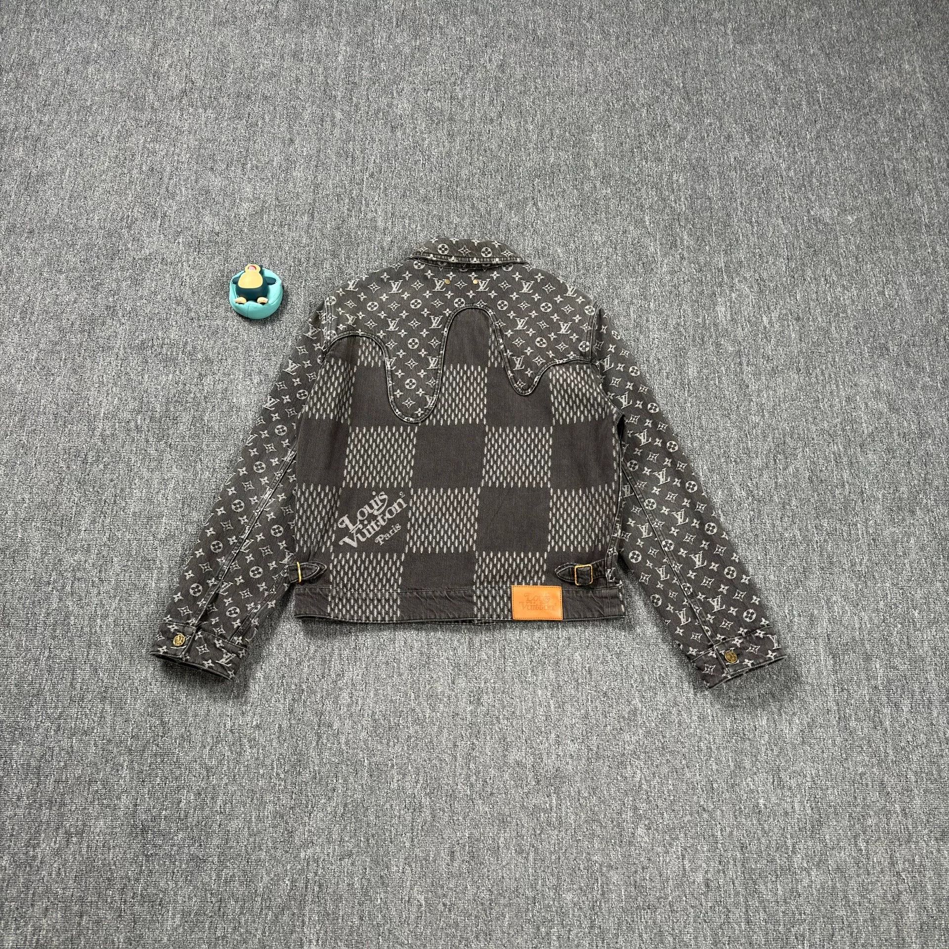Louis Vuitton Louis Vuitton x Nigo Monogram Denim Jacket 48 Size US M / EU 48-50 / 2 - 8 Thumbnail