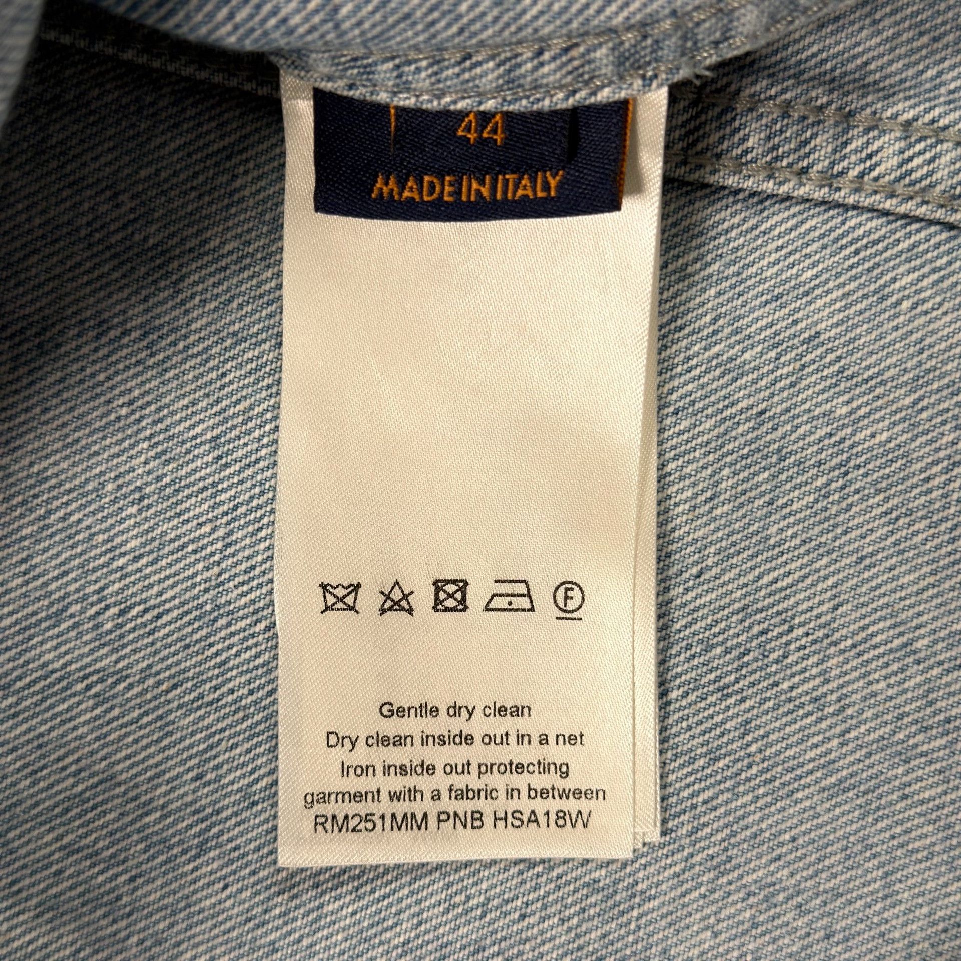 Louis Vuitton Louis Vuitton Distressed Monogram Denim Jacket 44 Size US S / EU 44-46 / 1 - 6 Thumbnail