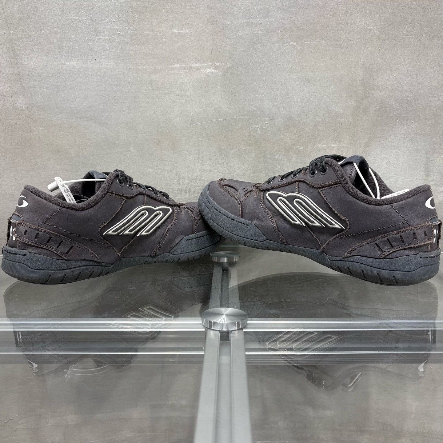 Balenciaga Balenciaga Brown Lowtop Sneakers 8 Men Size US 8 / EU 41 - 5 Thumbnail
