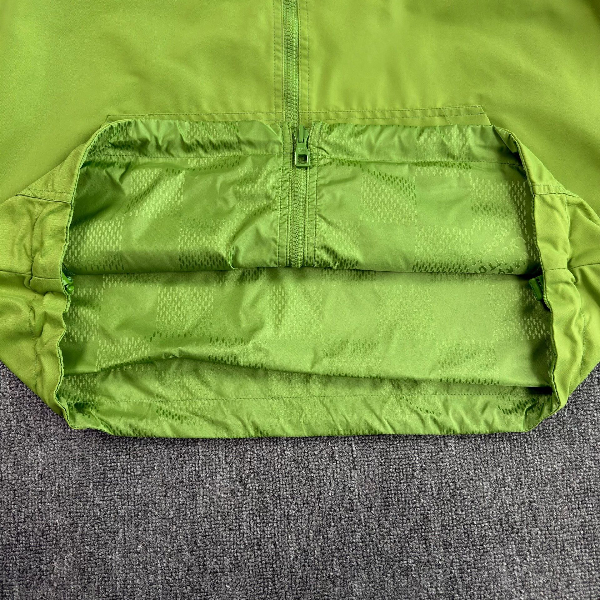 Louis Vuitton Louis Vuitton Damier Reversible Jacket EU 48 Size US M / EU 48-50 / 2 - 6 Thumbnail