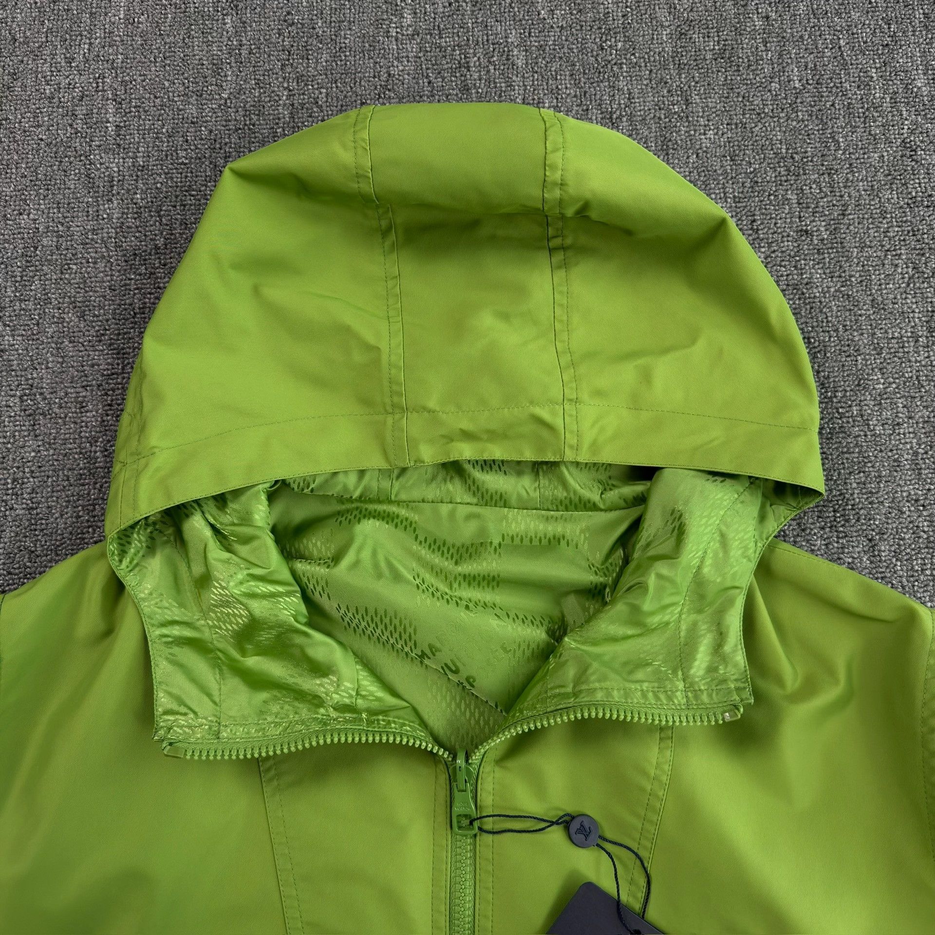 Louis Vuitton Louis Vuitton Damier Reversible Jacket EU 48 Size US M / EU 48-50 / 2 - 4 Thumbnail