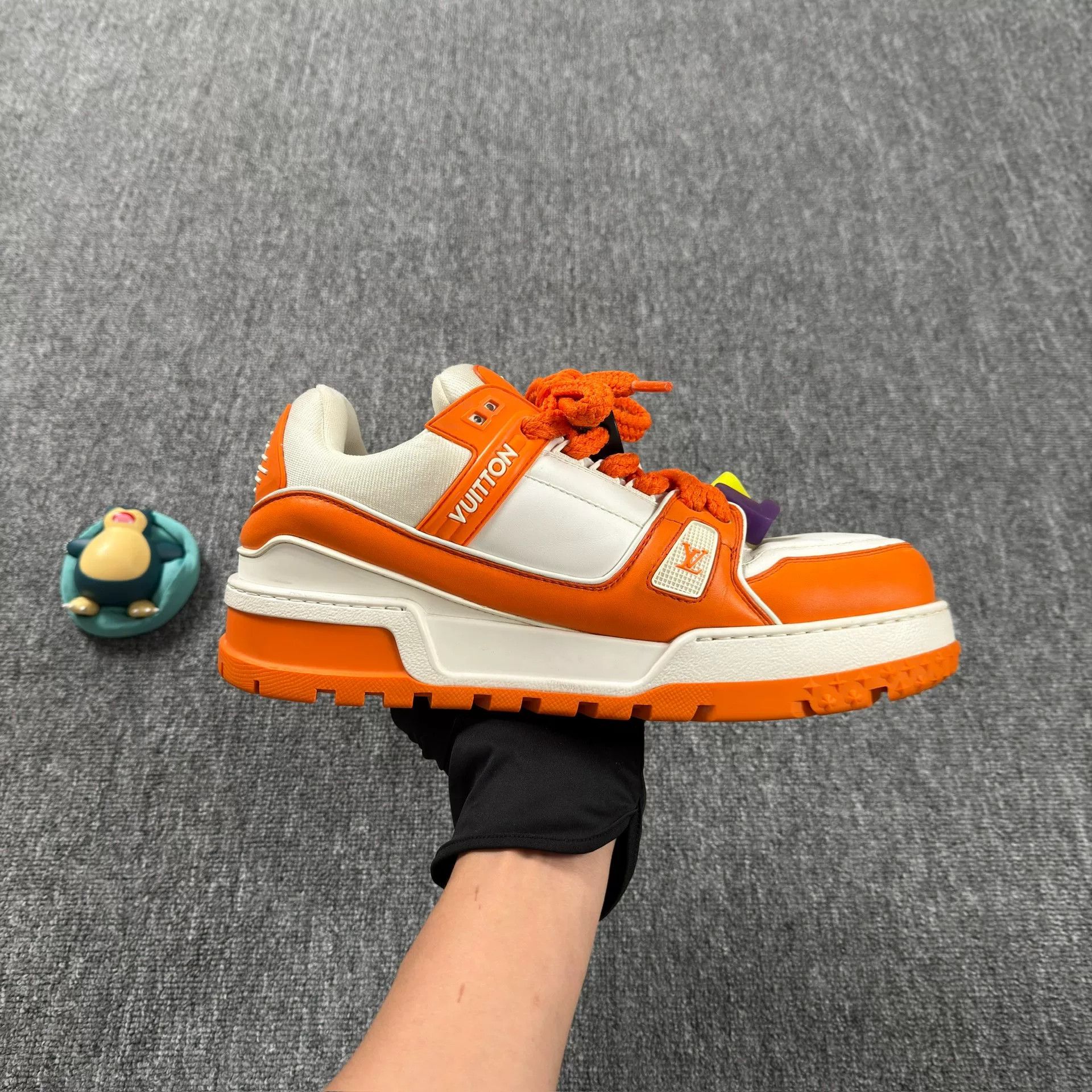 Louis Vuitton Louis Vuitton Orange LV Trainer Maxi Sneakers 11 Size US 11 / EU 44 - 7 Thumbnail