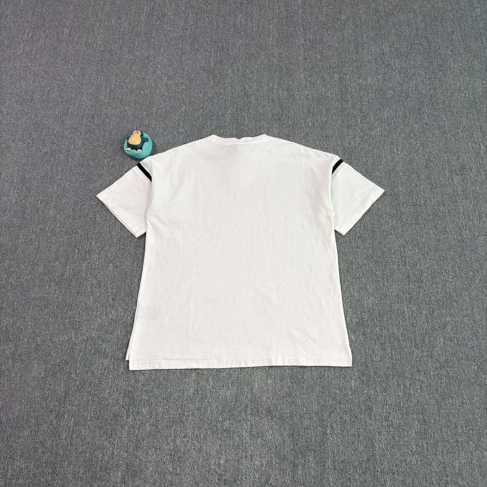 Dior Dior 47 Logo T-Shirt Size L Size US L / EU 52-54 / 3 - 2 Thumbnail