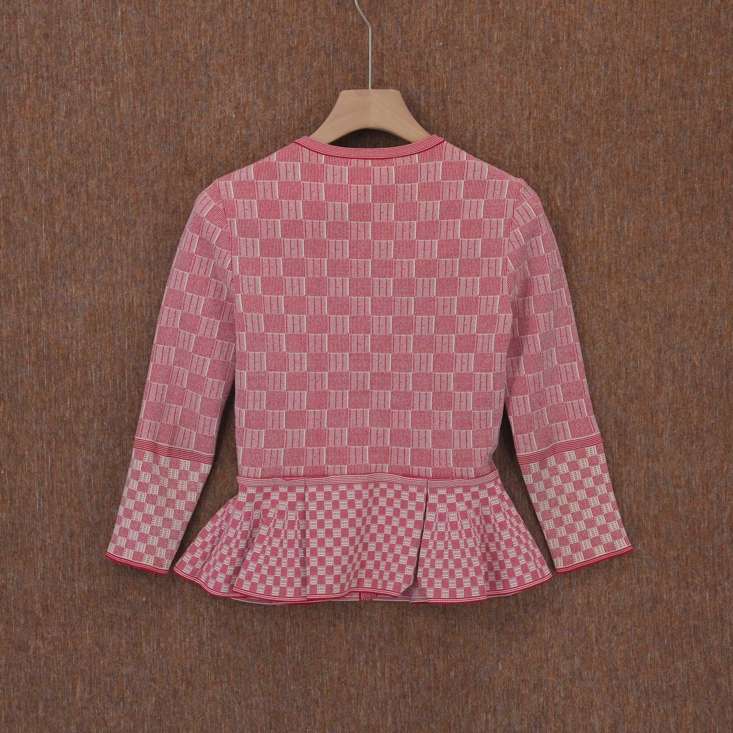 Alexander McQueen Alexander McQueen Plaid Red Sweater S Women Size S / US 4 / IT 40 - 2 Thumbnail