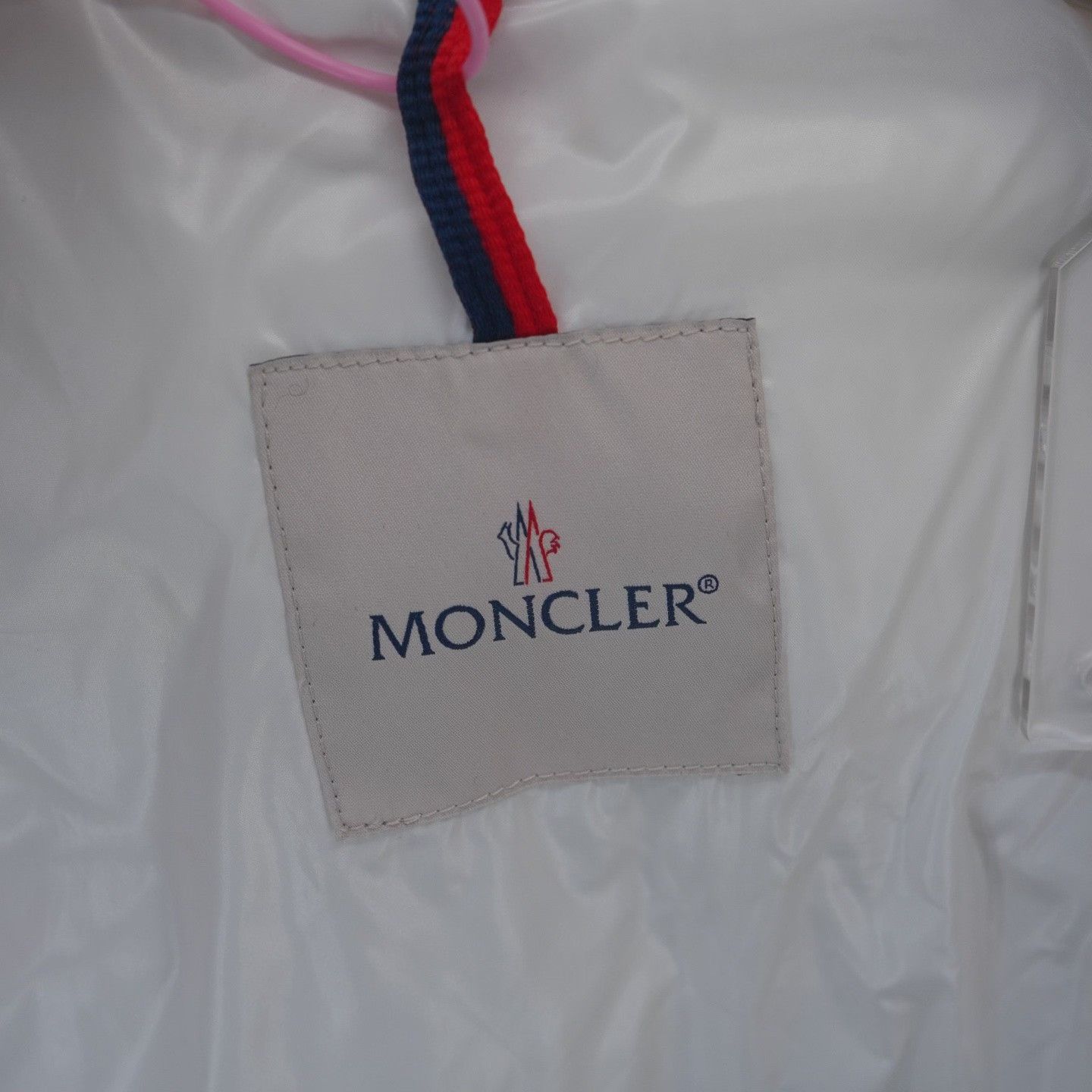 Moncler Moncler Down White Heavy Coat s Men Size US S / EU 44-46 / 1 - 5 Thumbnail