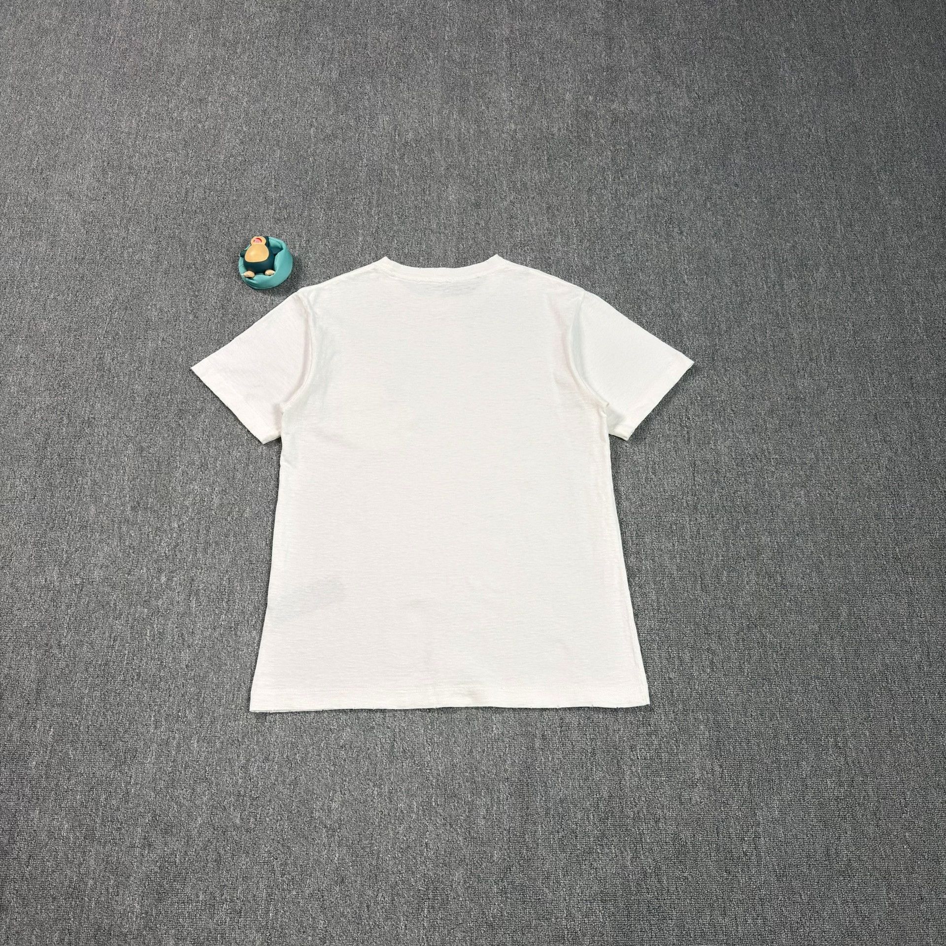 Dior Dior Dinosaur Pocket T-Shirt Size M Size US M / EU 48-50 / 2 - 2 Thumbnail