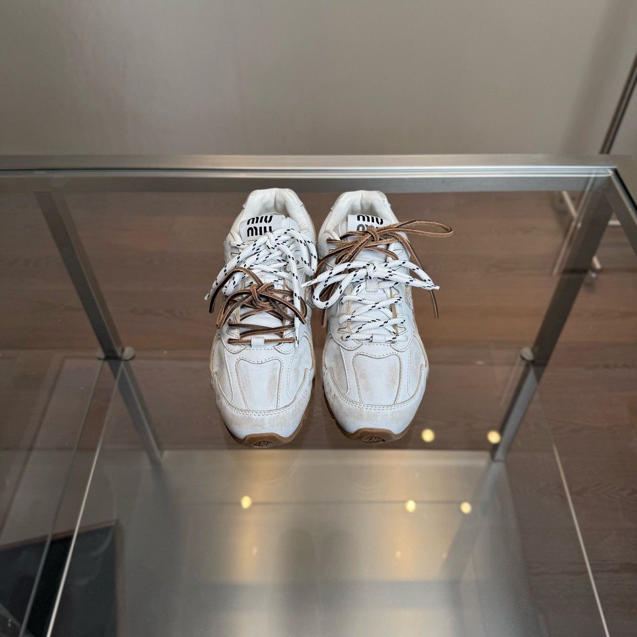 Miu Miu Miu Miu Collab White Lowtop Sneakers it_37-5 Women Size US 7.5 / IT 37.5 - 6 Thumbnail