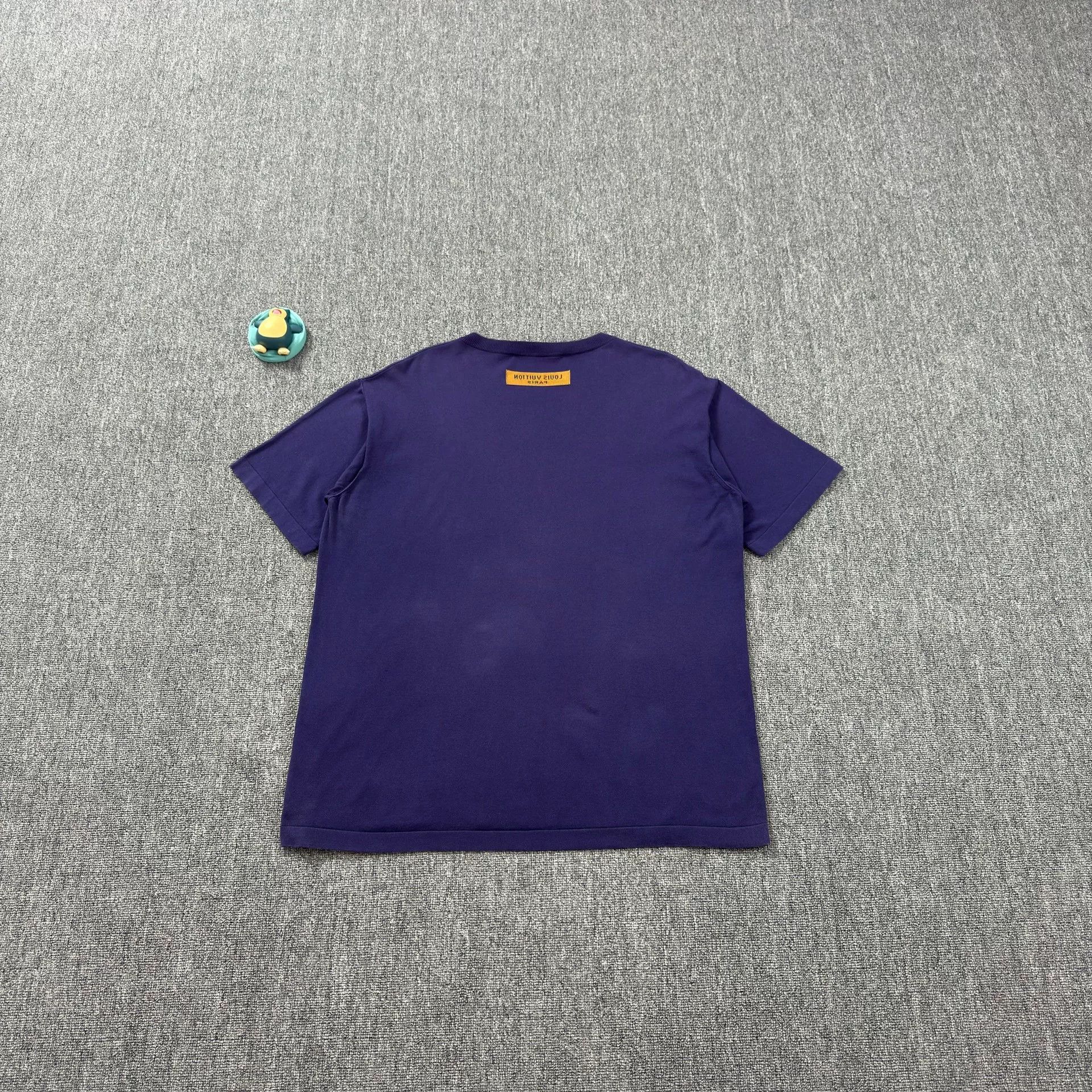 Louis Vuitton Louis Vuitton Script Logo Knit T-Shirt XL Size US XL / EU 56 / 4 - 2 Thumbnail