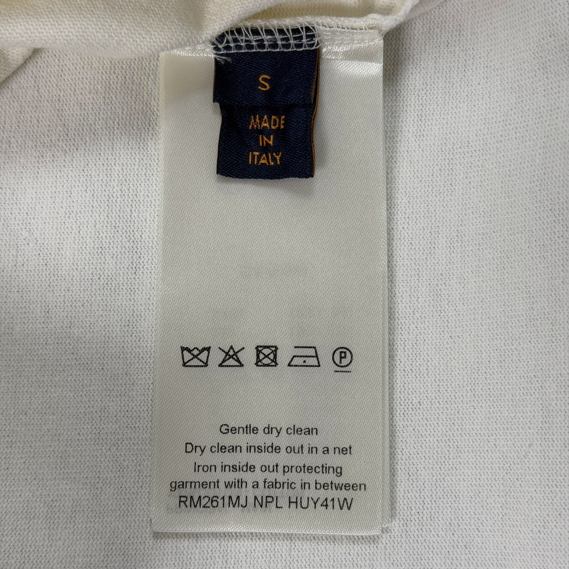 Louis Vuitton Louis Vuitton Embroidered Logo T-Shirt Size US S Size US S / EU 44-46 / 1 - 5 Thumbnail