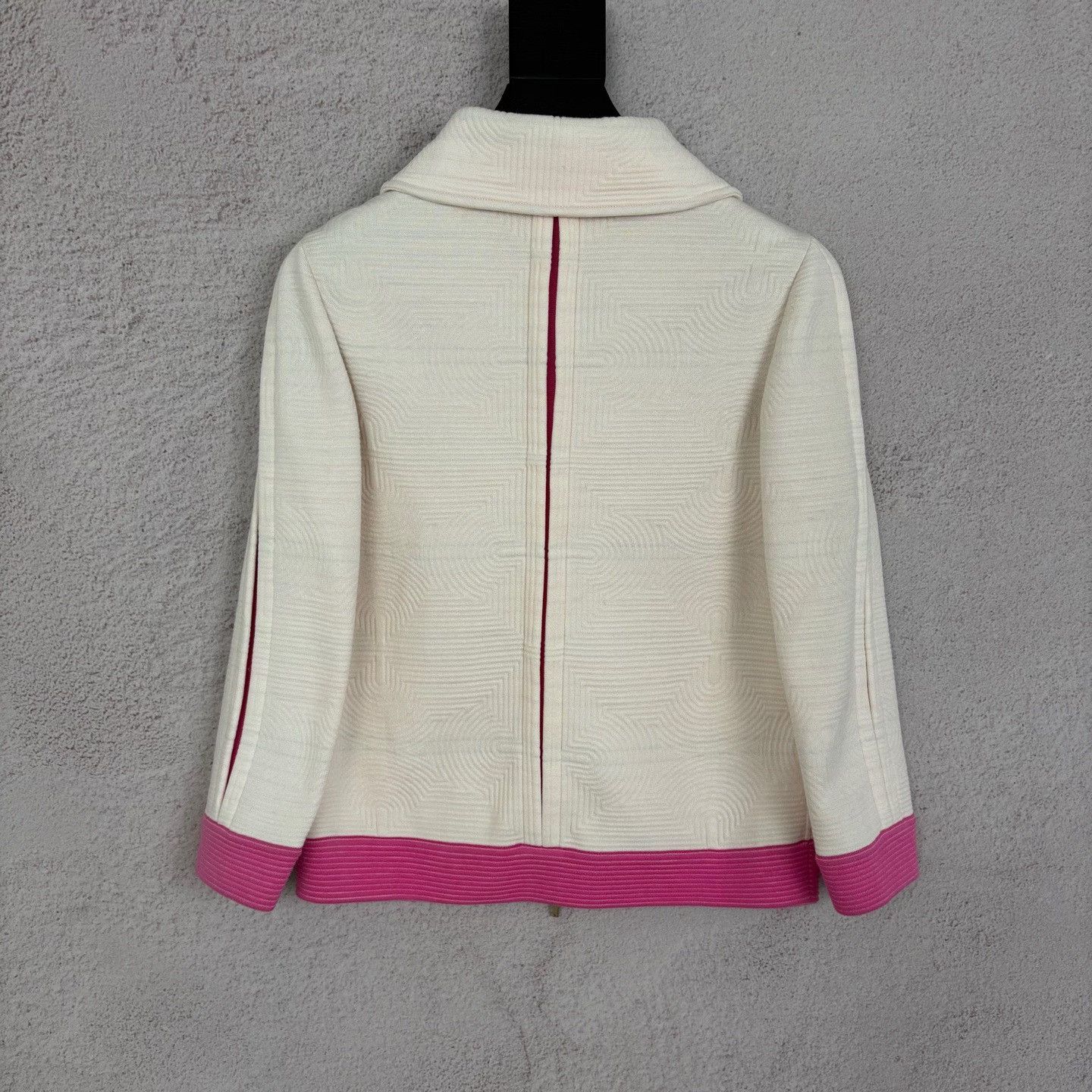 Chanel Chanel Patchwork Pink Jacket XS Women Size XS / US 0-2 / IT 36-38 - 2 Thumbnail