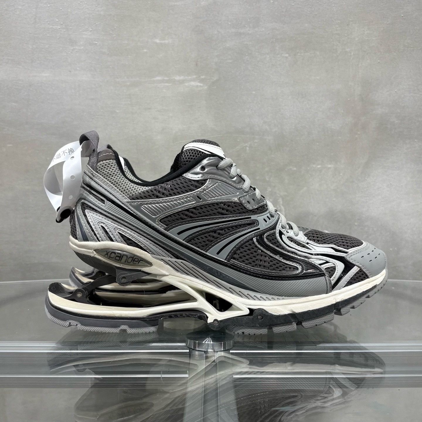 Balenciaga Balenciaga Gray Lowtop Sneakers 6 Men Size US 6 / EU 39 - 4 Thumbnail