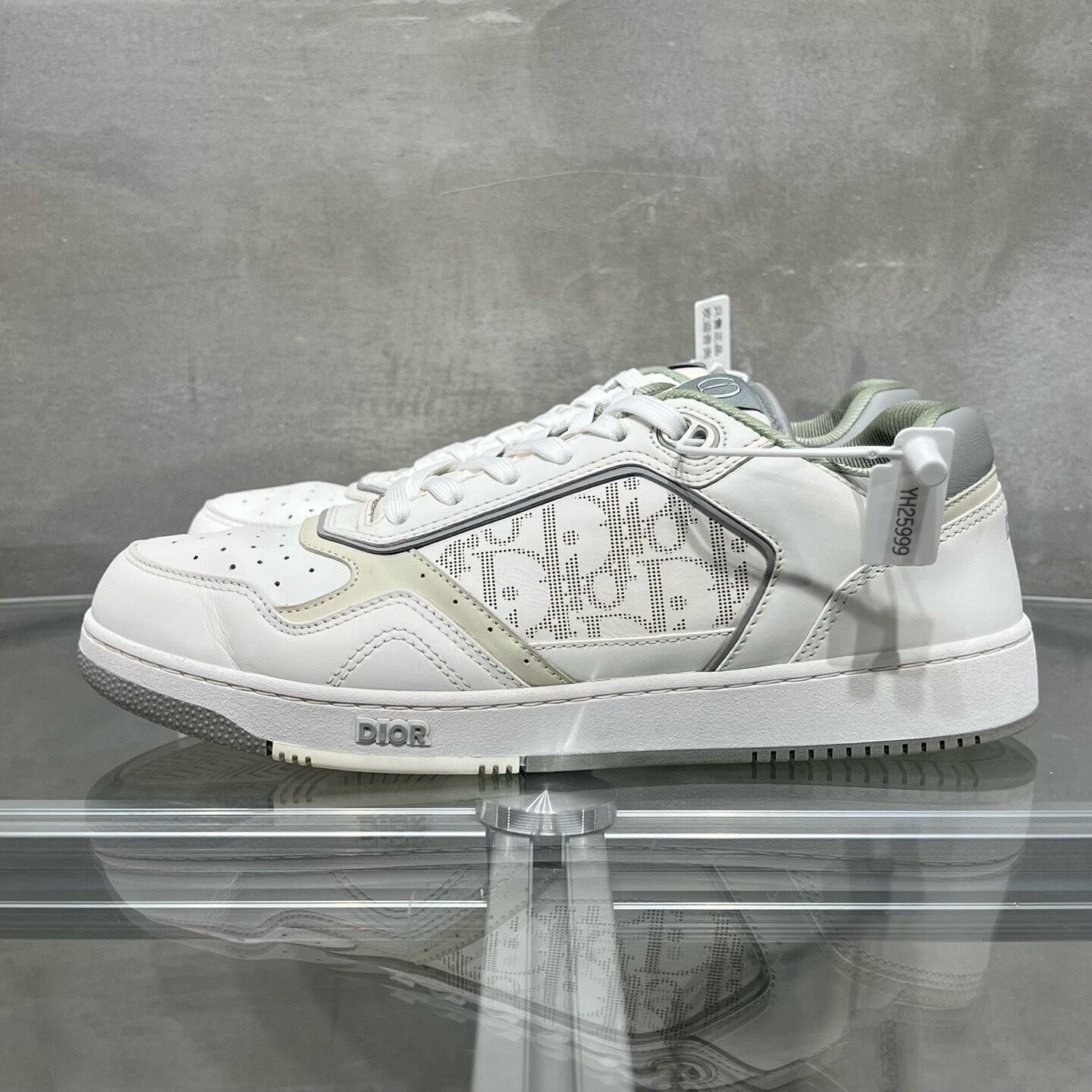 Dior Dior White Lowtop Sneakers 9 Men Size US 9 / EU 42 - 3 Thumbnail