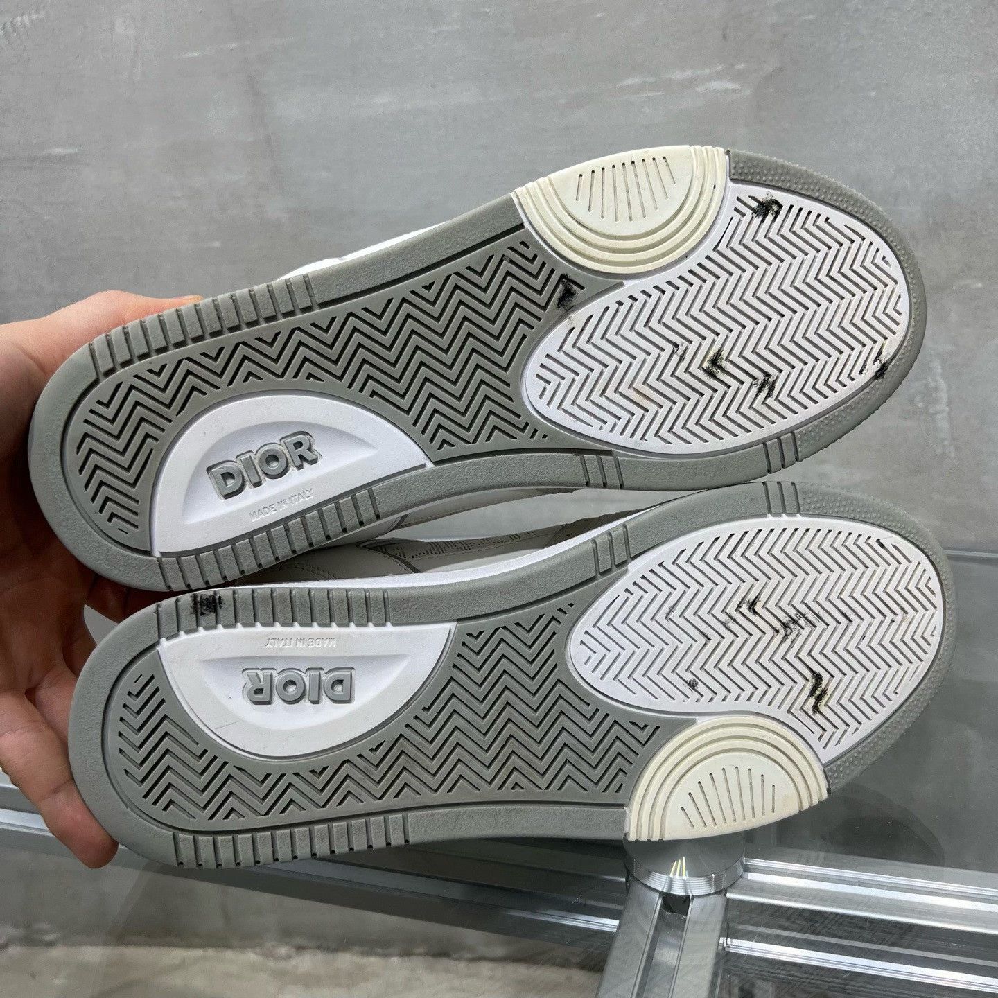 Dior Dior White Lowtop Sneakers 9 Men Size US 9 / EU 42 - 7 Thumbnail