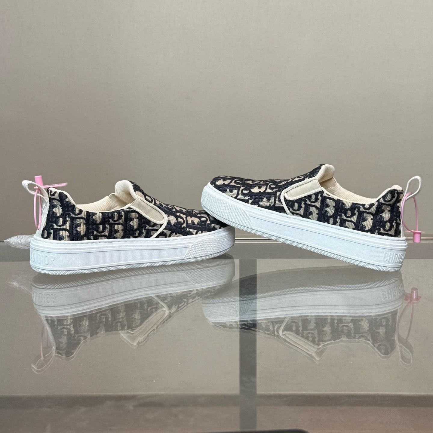 Dior Dior Blue Lowtop Sneakers it_37-5 Women Size US 7.5 / IT 37.5 - 6 Thumbnail