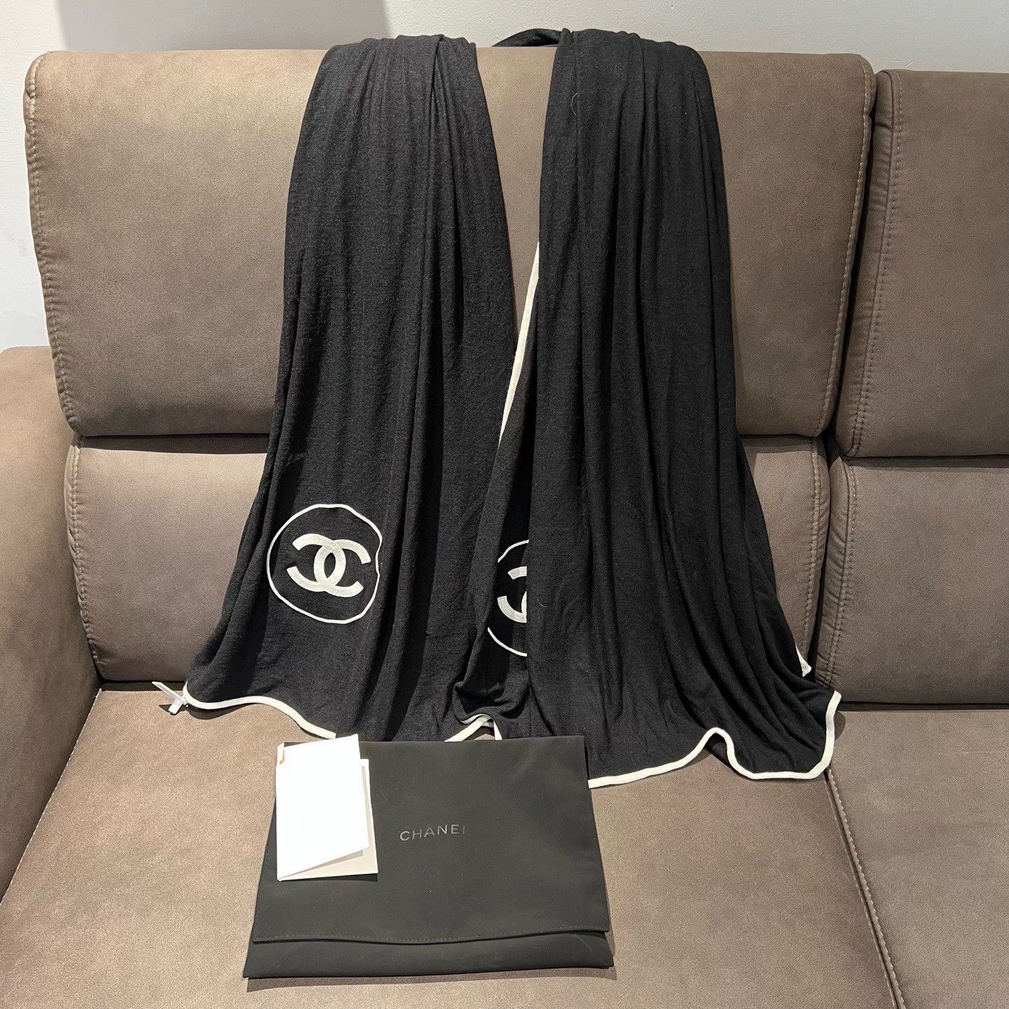 Chanel Chanel Black Scarf one size Men Size ONE SIZE - 2 Thumbnail