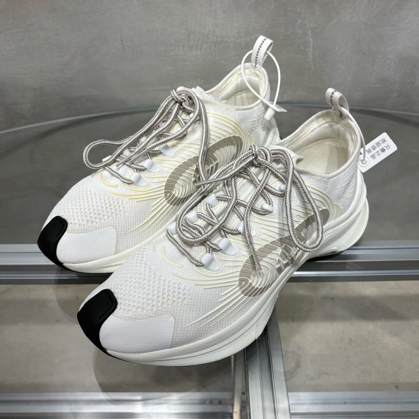Gucci Gucci Casual White Lowtop Sneakers 9 Men Size US 9 / EU 42 - 2 Thumbnail
