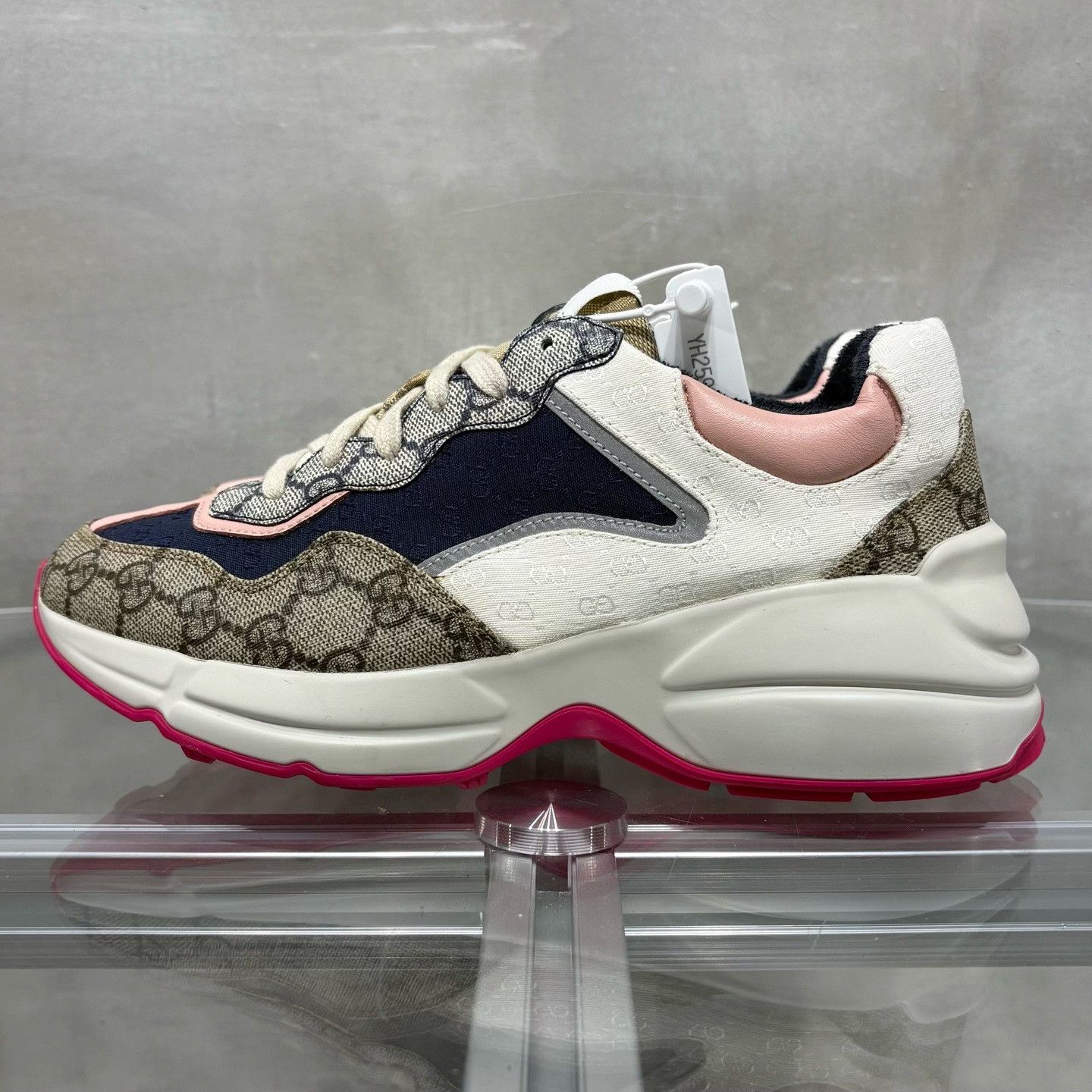 Gucci Gucci Pink Lowtop Sneakers it_38 Women Size US 8 / IT 38 - 3 Thumbnail